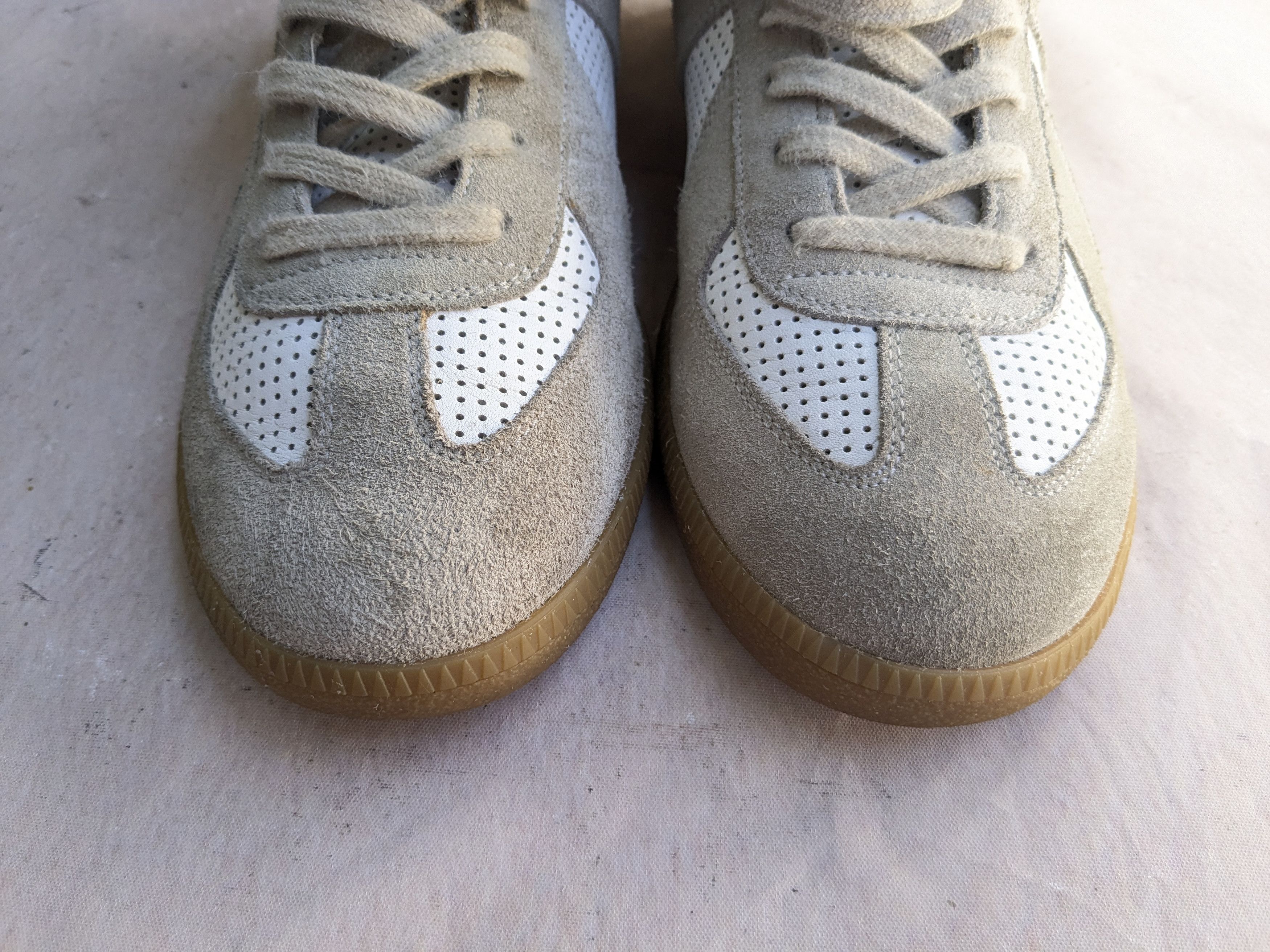 Maison Margiela Maison Margiela Replica GAT White Gray 12 45 High Tops Size US 12 / EU 45 - 2 Thumbnail