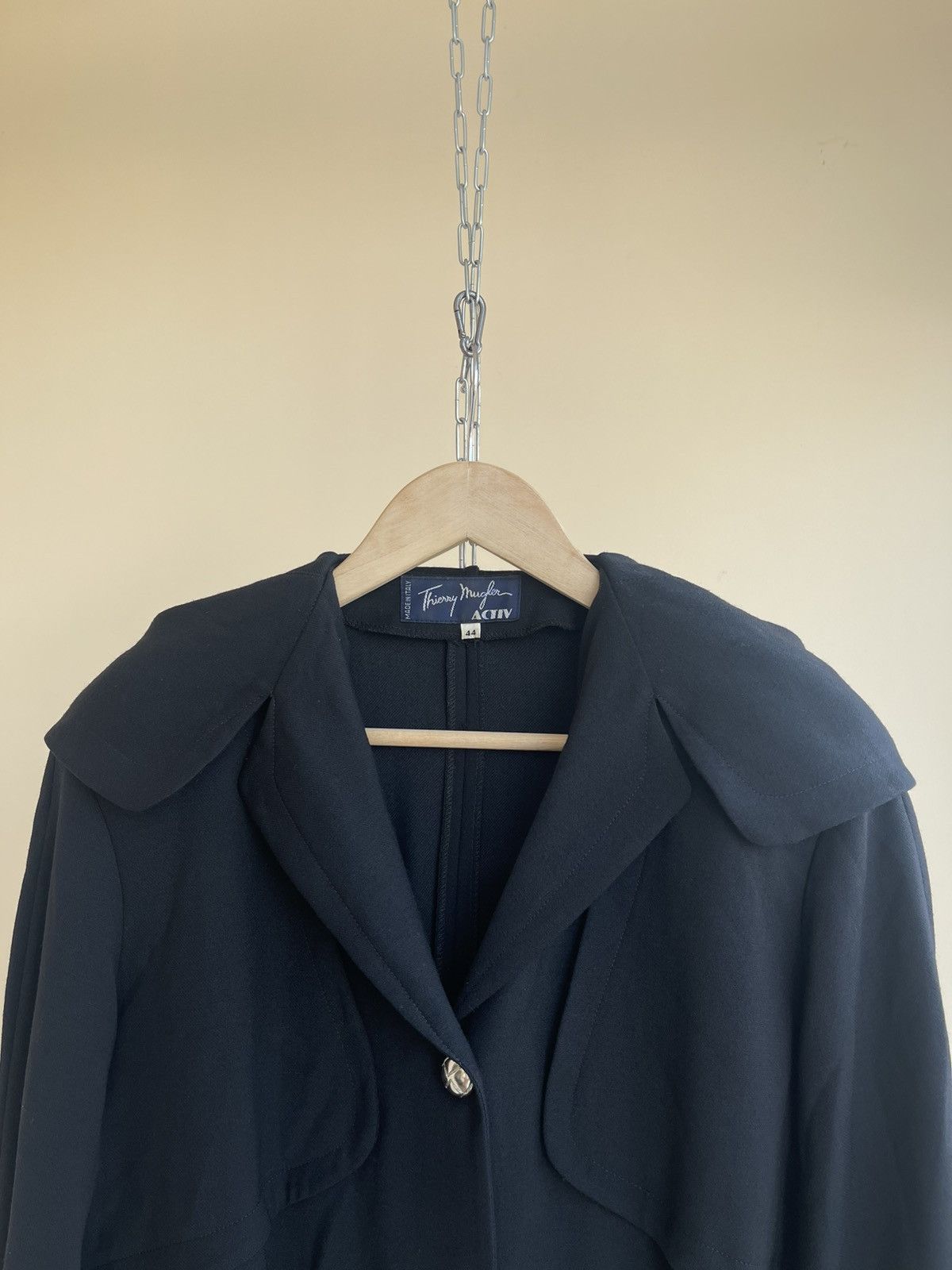 Thierry Mugler Activ Sculptural Fitted Button Wool Hooded Coat Vintage 80s Size L / US 10 / IT 46 - 4 Thumbnail