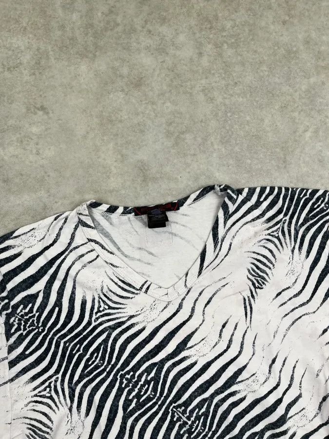 Roberto Cavalli 2000s Roberto Cavalli Black & White Zebra T-Shirt Size US S / EU 44-46 / 1 - 5 Thumbnail
