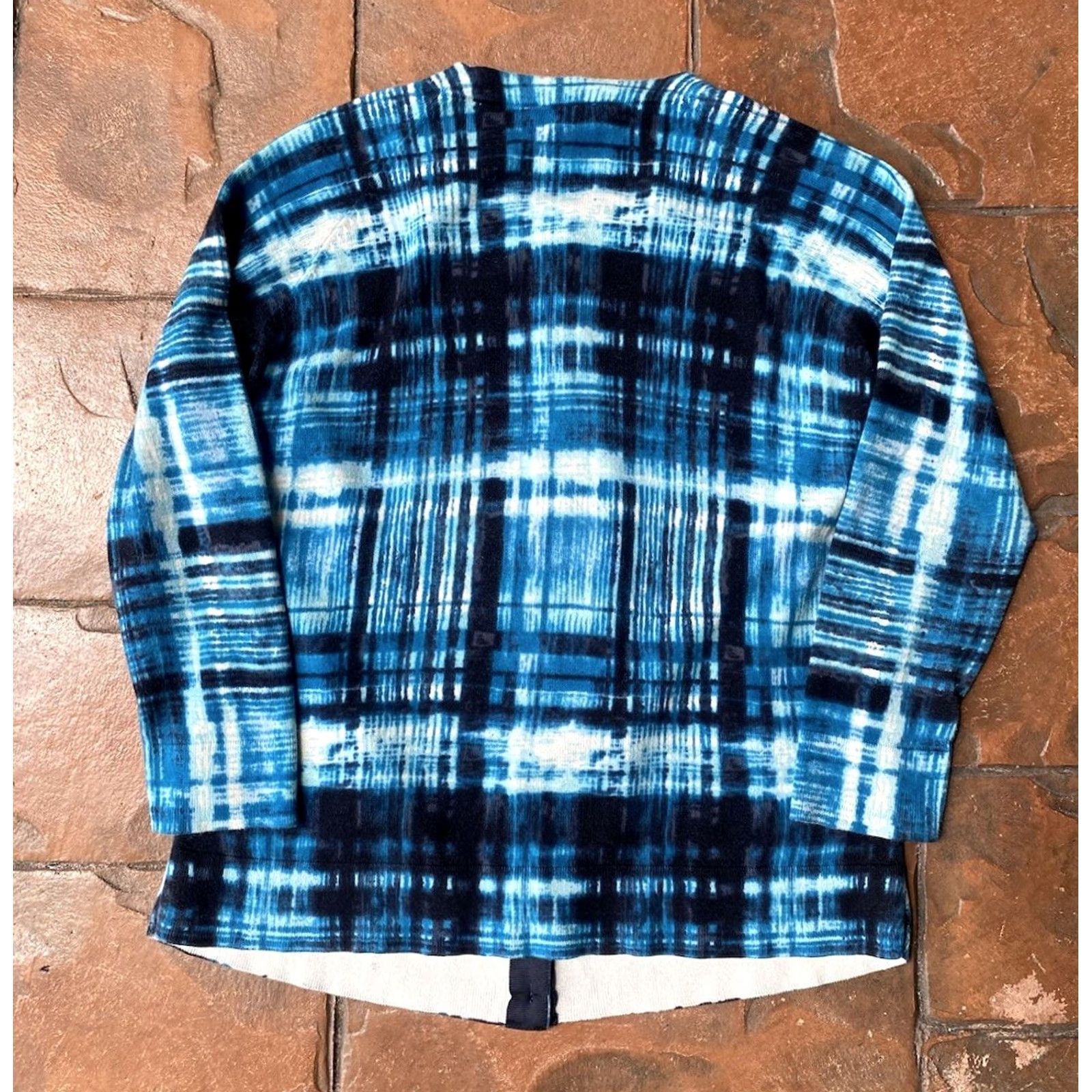 Pendleton VINTAGE Pendleton Cardigan Sweater Geometric Blue Wool Button Round Neck Long Sleeve Medium Womens Size M / US 6-8 / IT 42-44 - 3 Thumbnail