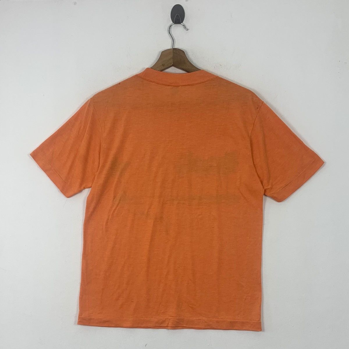 Vintage Vintage 70’ GUAM USA HAWAII Sunstrokes Polytees Tee Shirt Size US L / EU 52-54 / 3 - 4 Thumbnail