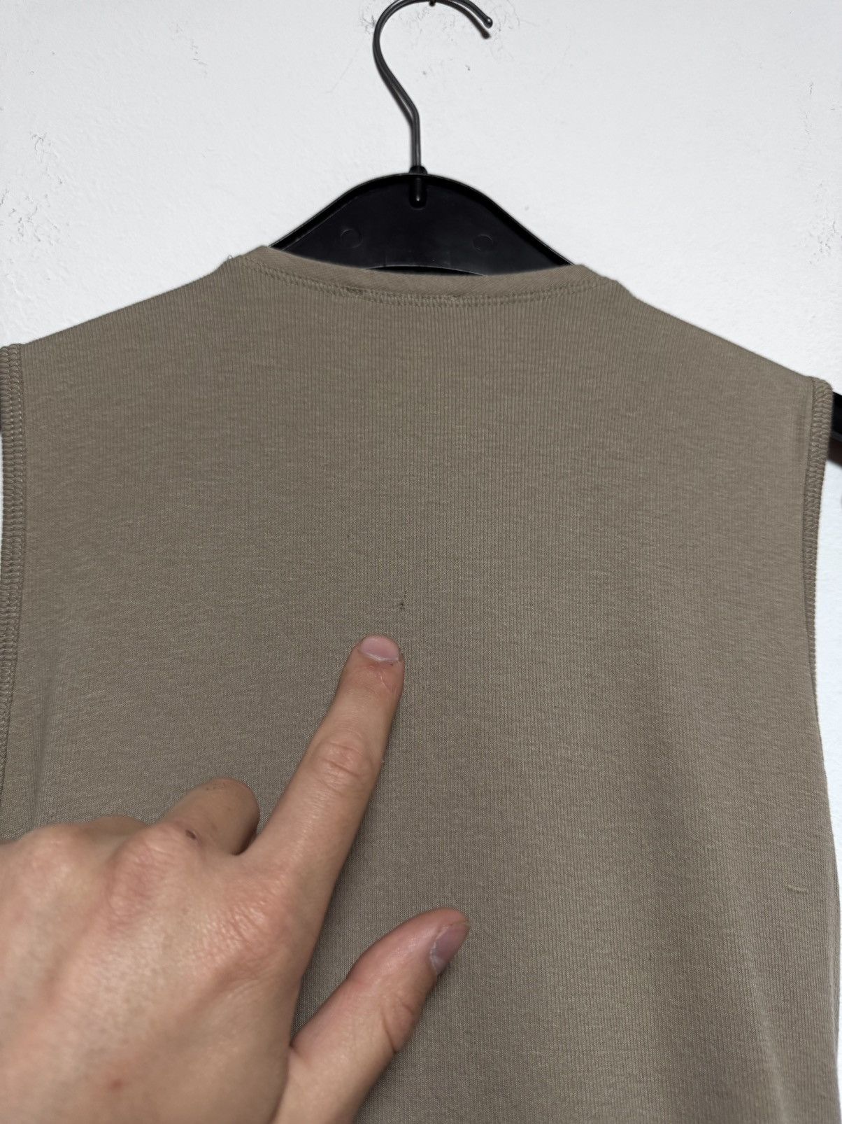 Brunello Cucinelli Brunello Cucinelli Beige Open Sleeveless T-Shirt Luxury Size L / US 10 / IT 46 - 9 Thumbnail