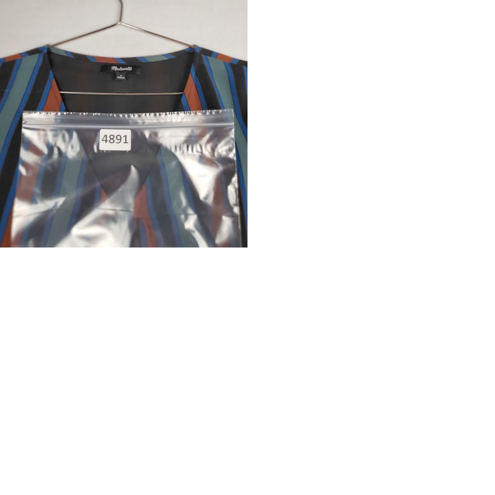 Madewell Madewell Blouse Womens Small Blue Striped Polyester Flowy Lined V-Neck Pullover Size S / US 4 / IT 40 - 10 Thumbnail
