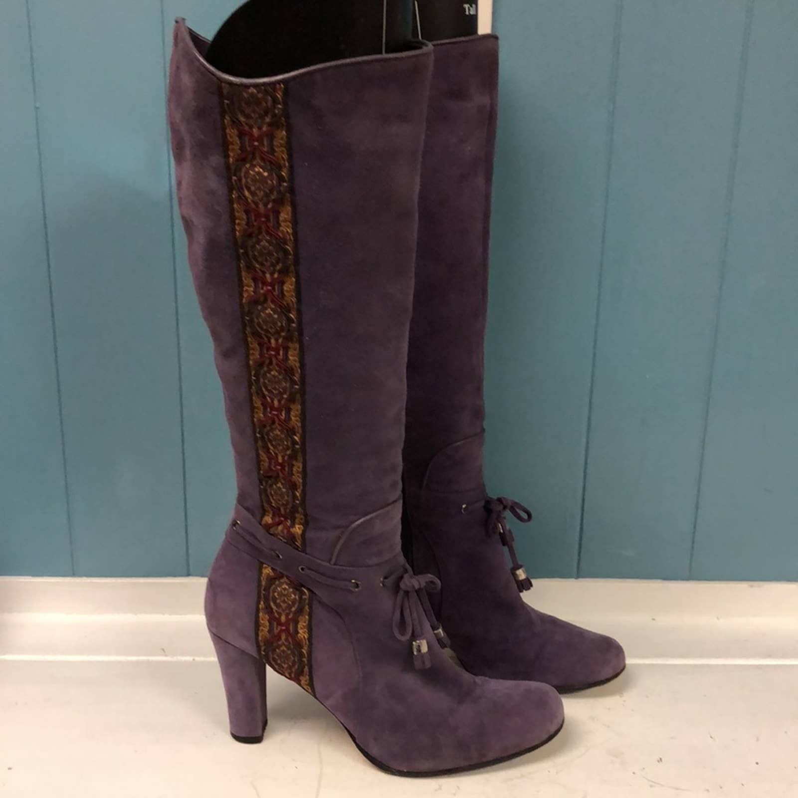 Taryn Rose purple heeled boots women’s size 38 7.5 costume