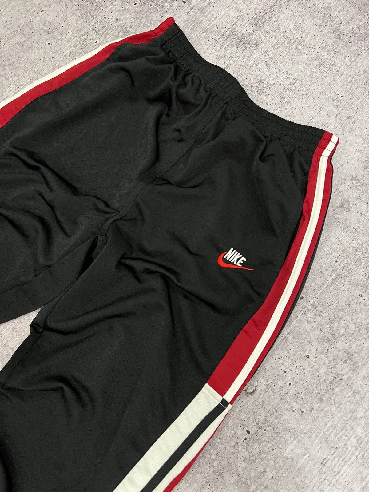Nike Vintage Nike 90s Track Pants Y2K Size US 32 / EU 48 - 7 Thumbnail