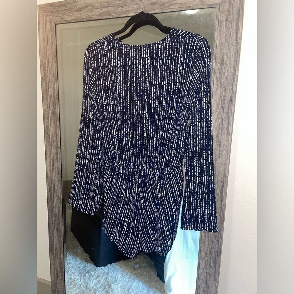 Other KLD blue and white v neck romper Size 26" / US 2 / IT 38 - 5 Thumbnail