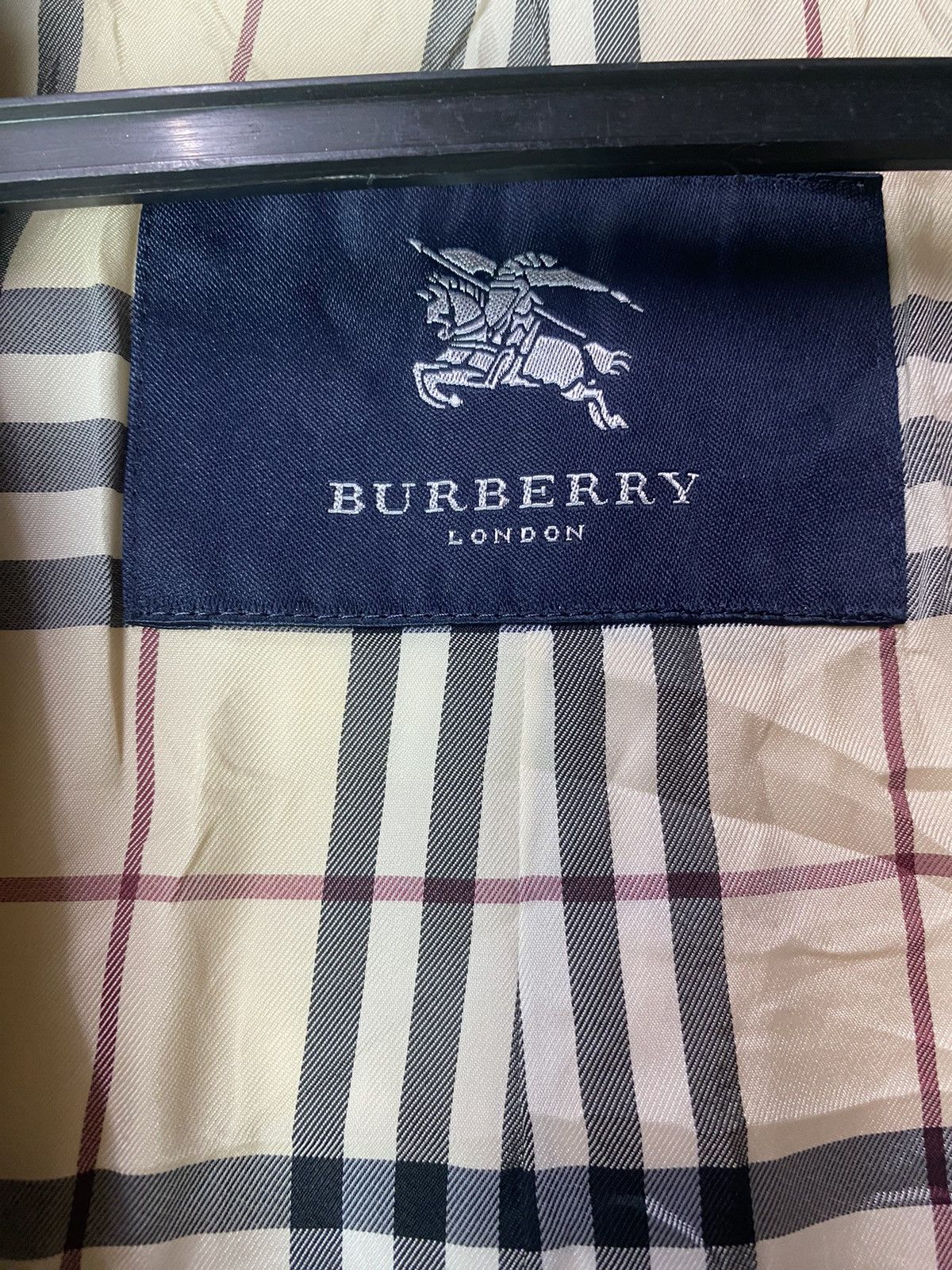 Burberry Rare Burberry quilted snap button nova check lining jacket Size S / US 4 / IT 40 - 5 Thumbnail