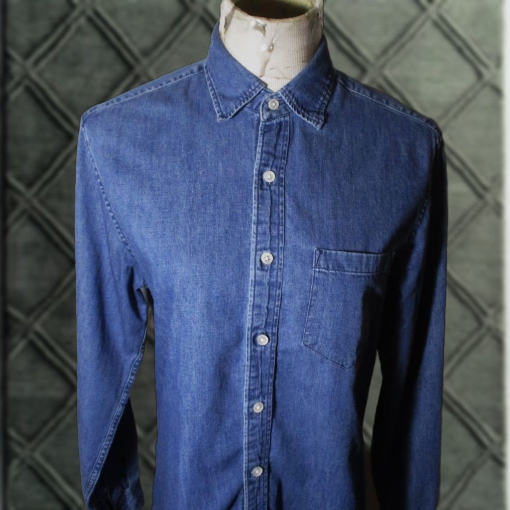 J.Crew J.CREW Mercantile Blue Long Sleeve Denim Shirt Women's S Casual Shirt Denim 100% Cotton Regular Fit Pockets Button Front Size S / US 4 / IT 40 - 1 Thumbnail