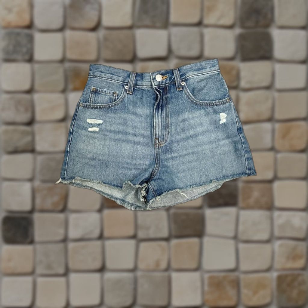 Uniqlo Uniqlo Shorts Womens 24 Blue Cut Off Distressed Denim High Rise Frayed Hem New Size 42" / US 20 - 1 Thumbnail