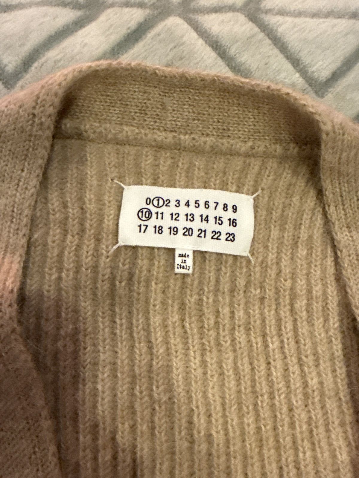 Maison Margiela Maison Margiela Cardigan Size US M / EU 48-50 / 2 - 3 Thumbnail
