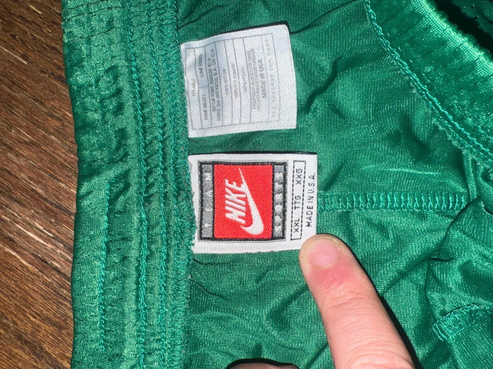 Nike Nike Team Sports Celtics NBA Mesh Shorts Rare Hoops Sz XXL Size US 40 / EU 56 - 7 Thumbnail