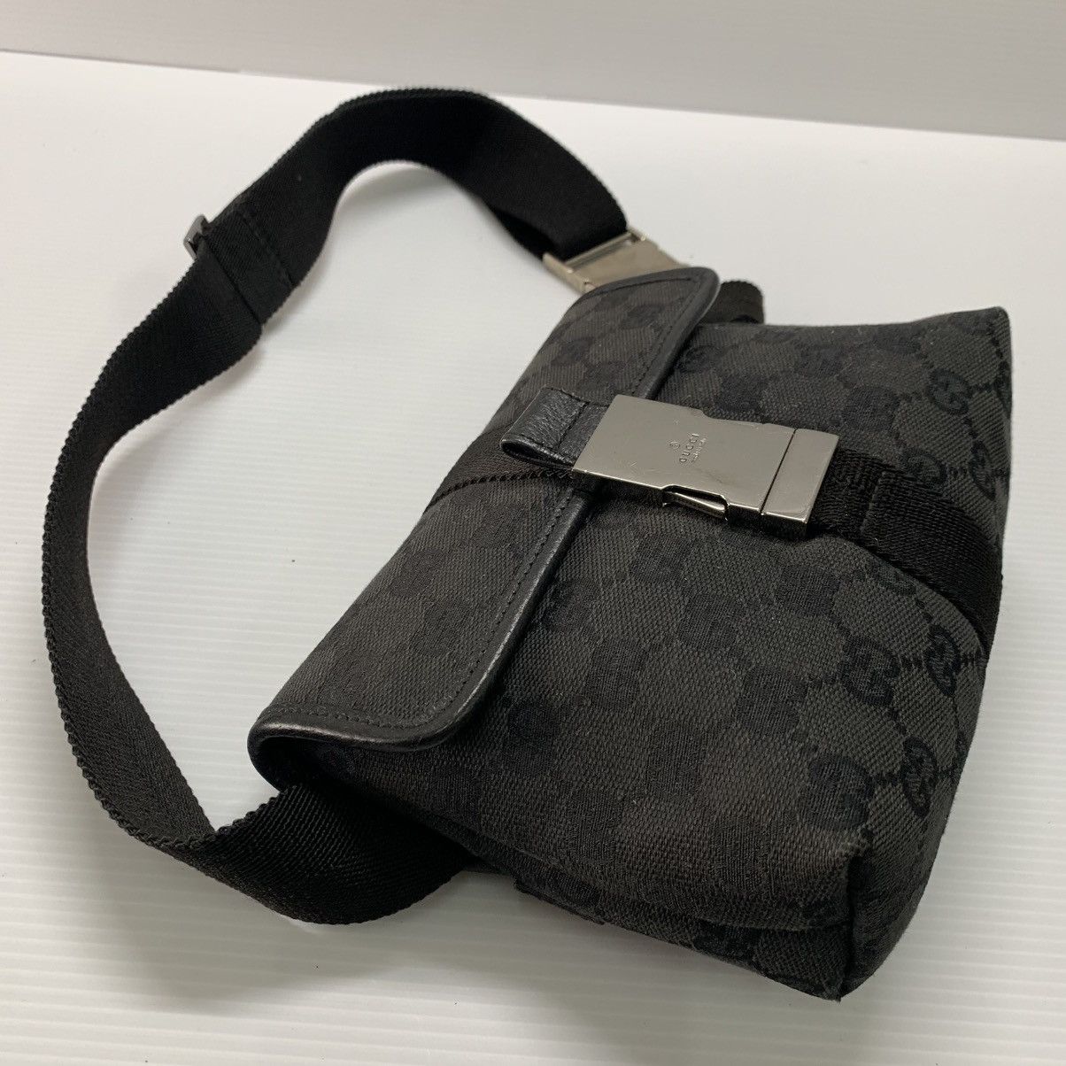 Gucci GUCCI GG CANVAS WAIST BELT BAG PRE-OWNED Size ONE SIZE - 2 Thumbnail