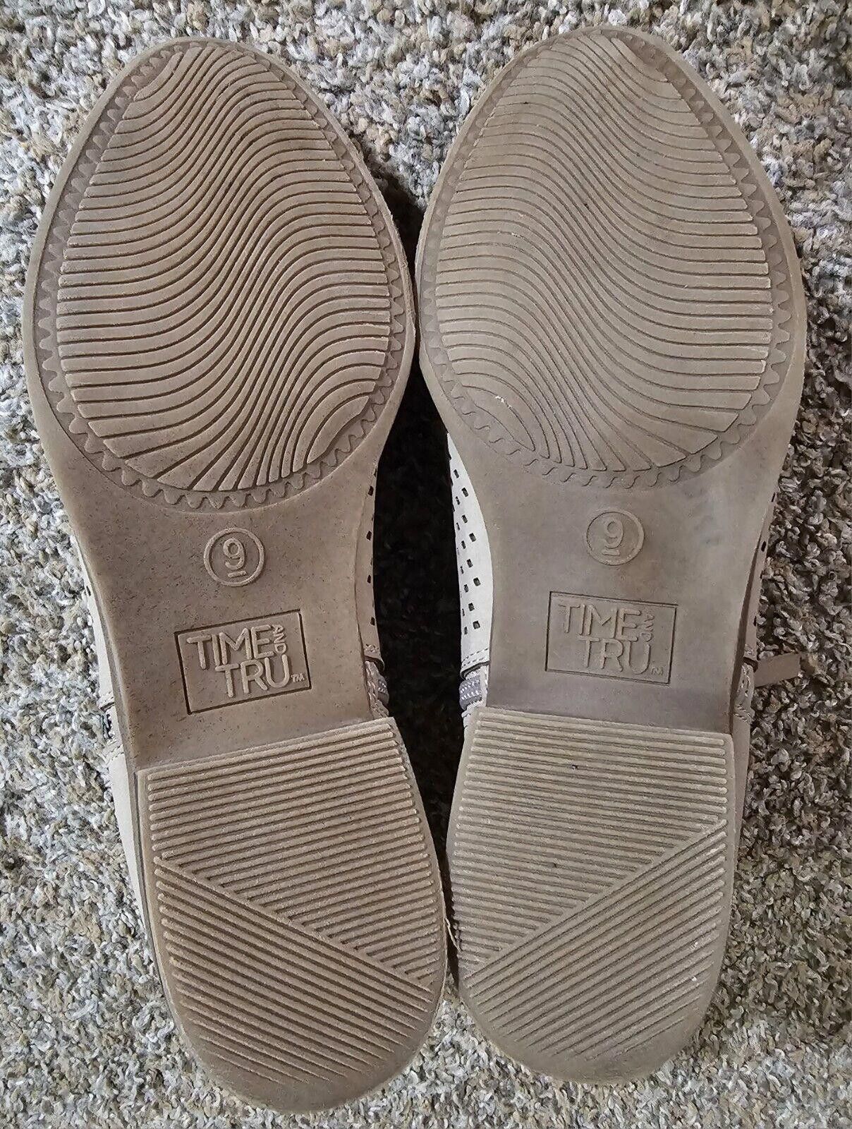 Designer Time & Tru memory foam Sz 9 Vented zip chukka CUTE Size US 9 / IT 39 - 7 Thumbnail