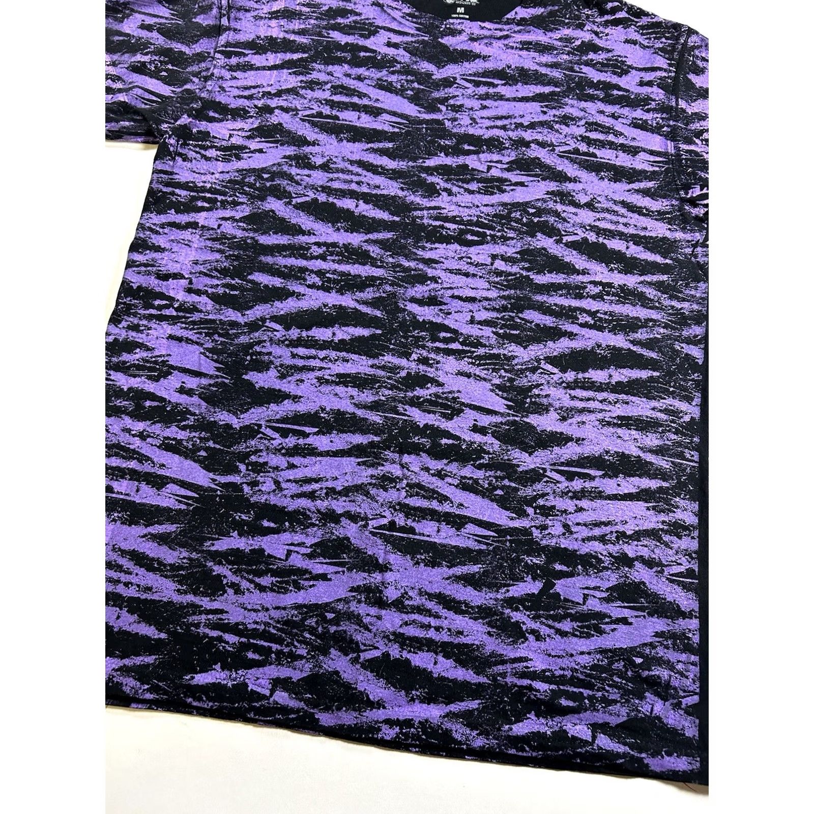 J Brand Tony Hawk Brand Skateboard Skate Tee Medium Purple and Black Hawk Skateboarding Size US M / EU 48-50 / 2 - 4 Thumbnail