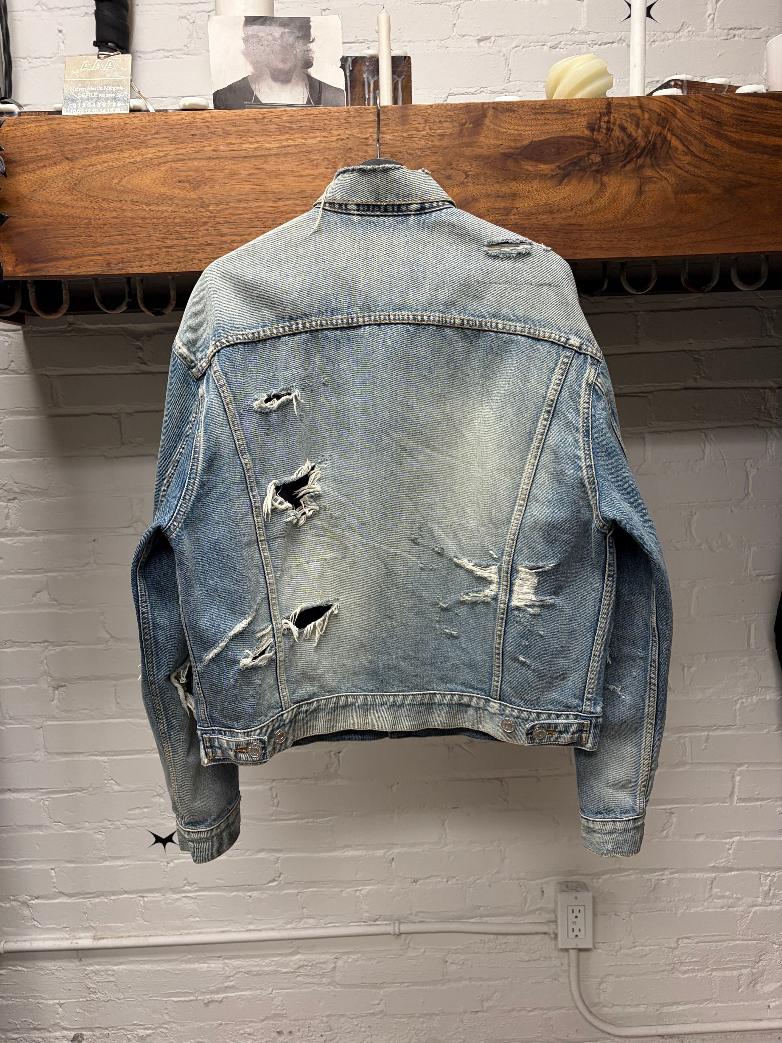 Balenciaga AW2020 Balenciaga ‘Thrash Distressed’ Repaired Blue Denim Trucker Jacket Size US S / EU 44-46 / 1 - 4 Thumbnail