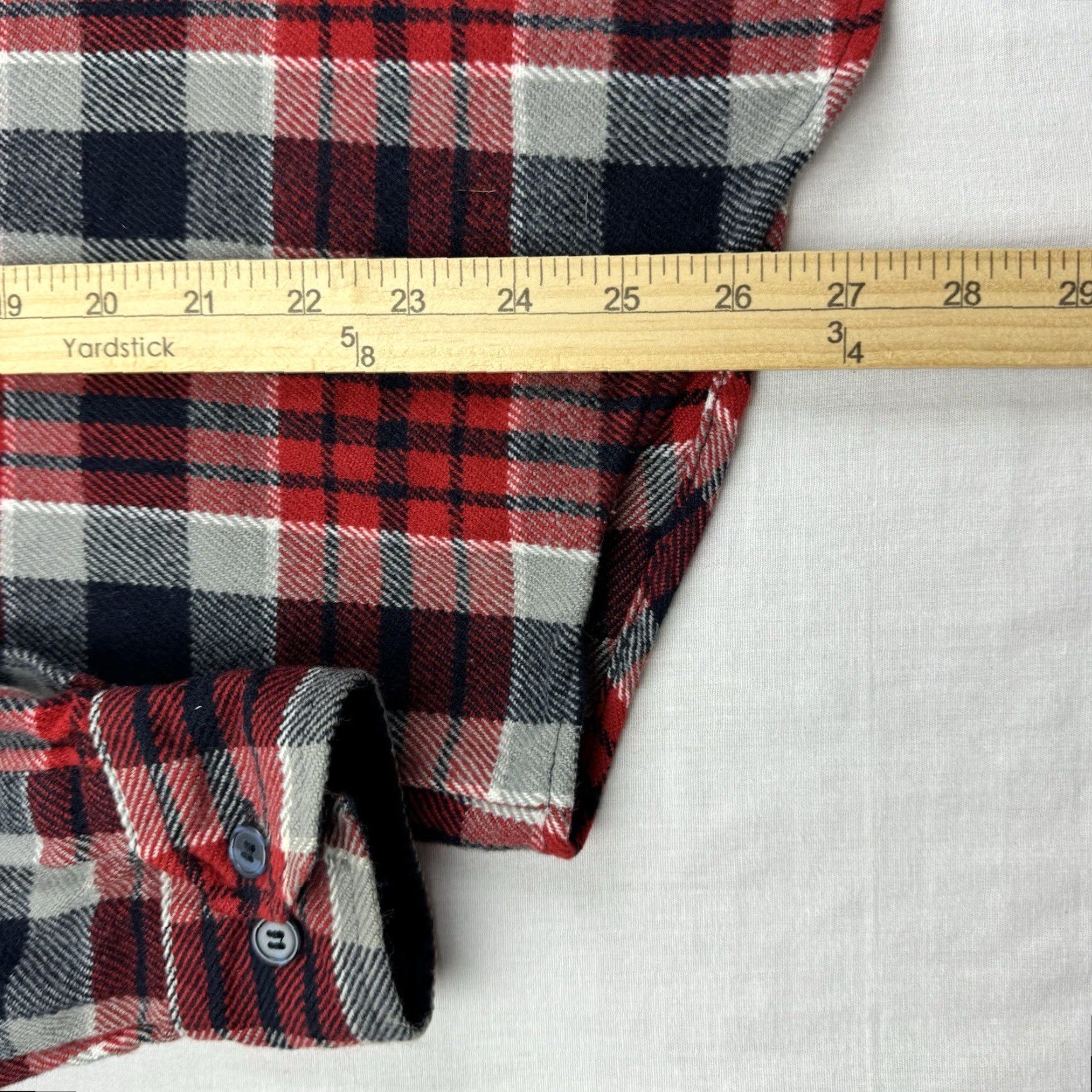 Vintage VINTAGE Ozark Trail Flannel Button-Up Shirt Adults M Red Plaid 90s Mens Size US M / EU 48-50 / 2 - 7 Thumbnail