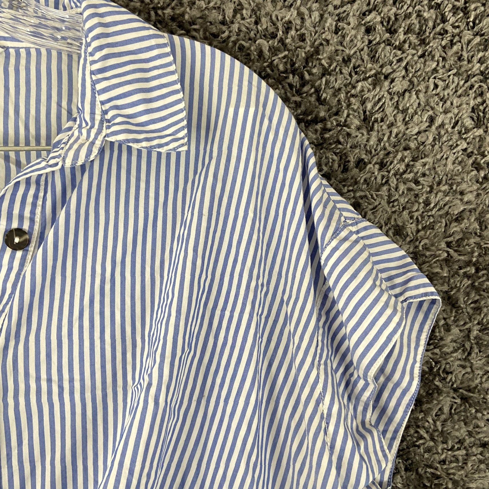 Zara Zara Blouse Women’s S Blue White Stripped Short Sleeve Men? Wait. Size S / US 4 / IT 40 - 6 Thumbnail