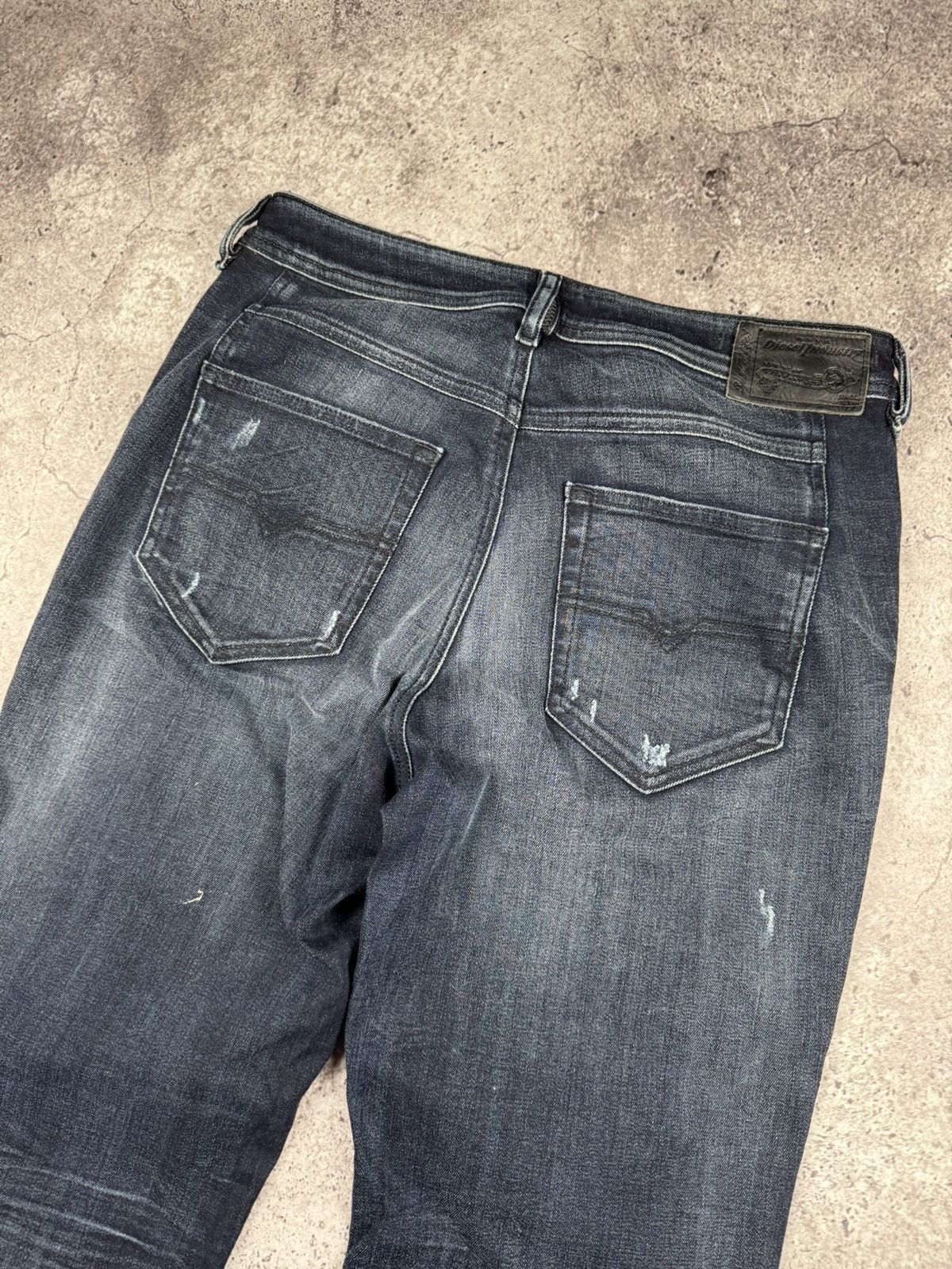 Diesel Vintage Y2K Diesel Distressed Jeans Japanesse Rare Denim Size US 29 - 9 Thumbnail