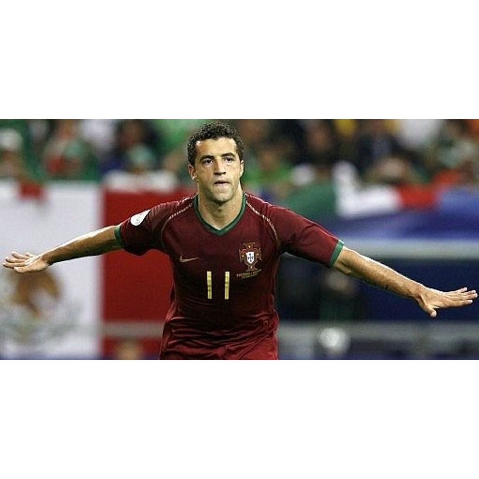 Nike AUTHENTIC 2006 PORTUGAL Home SIMAO #11 –Soccer Jersey Size S Size US S / EU 44-46 / 1 - 5 Thumbnail