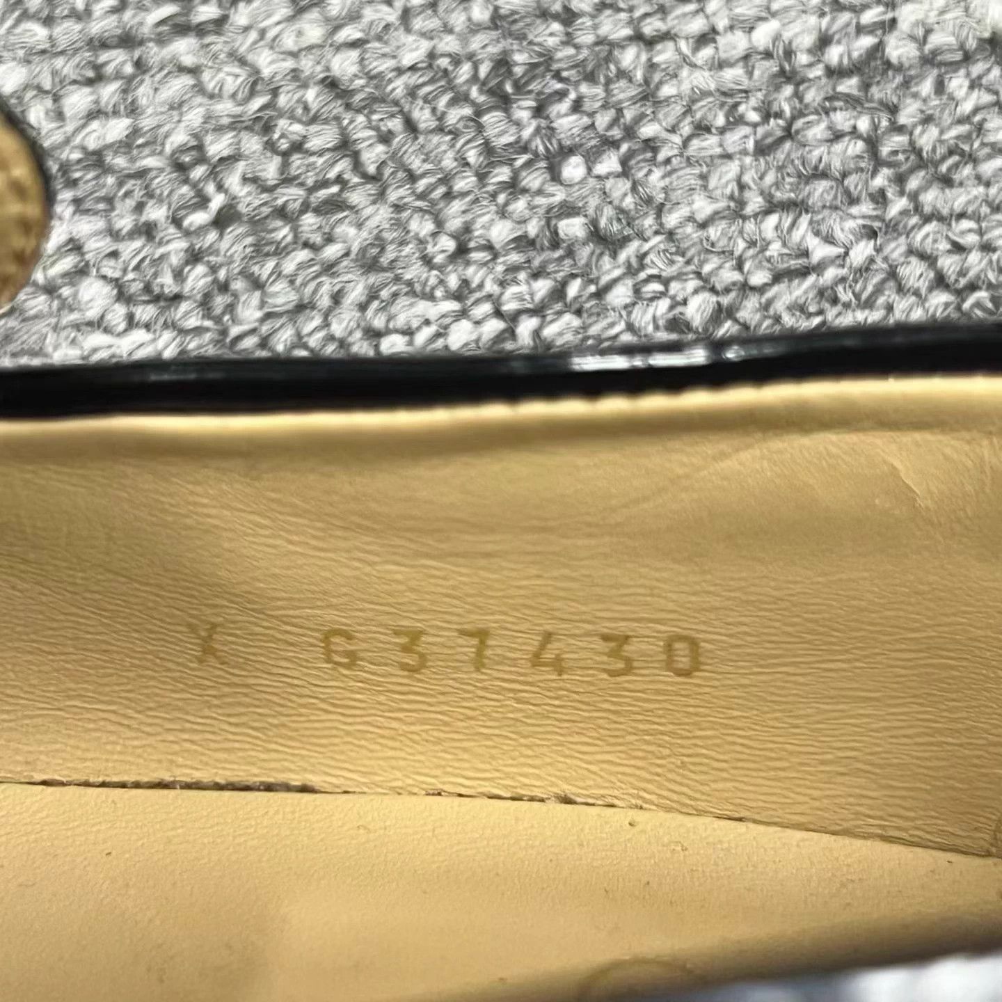 Chanel Chanel Women's Black Patent Calfskin Leather Flats Size US 4 / IT 34 - 5 Thumbnail