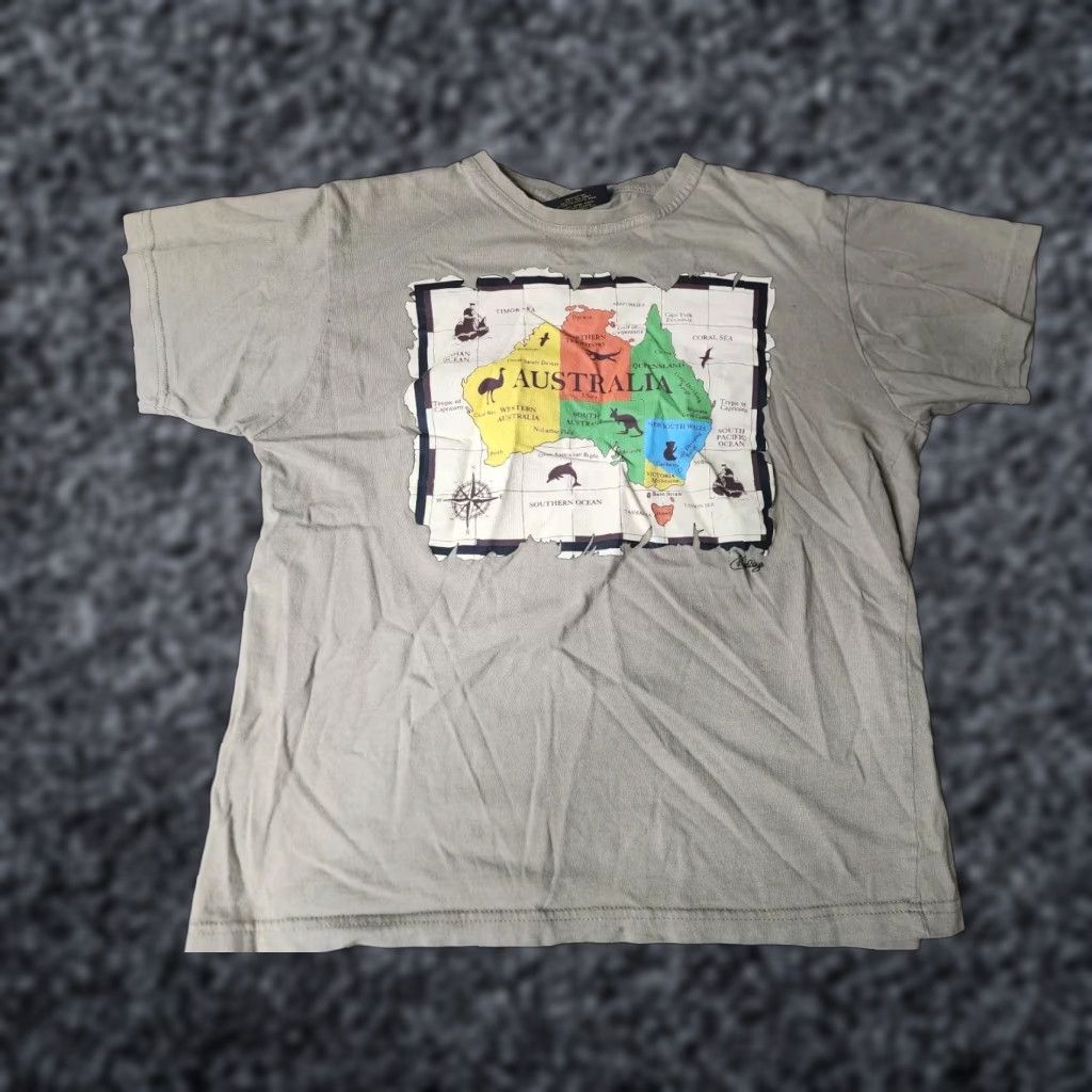 Vintage Womens M Huxley T-Shirt Cropped Travel 100% Cotton Green Crew Neck Short Sleeve Australia Map Shirt Modern Basic Mens Womens? Size M / US 6-8 / IT 42-44 - 1 Thumbnail