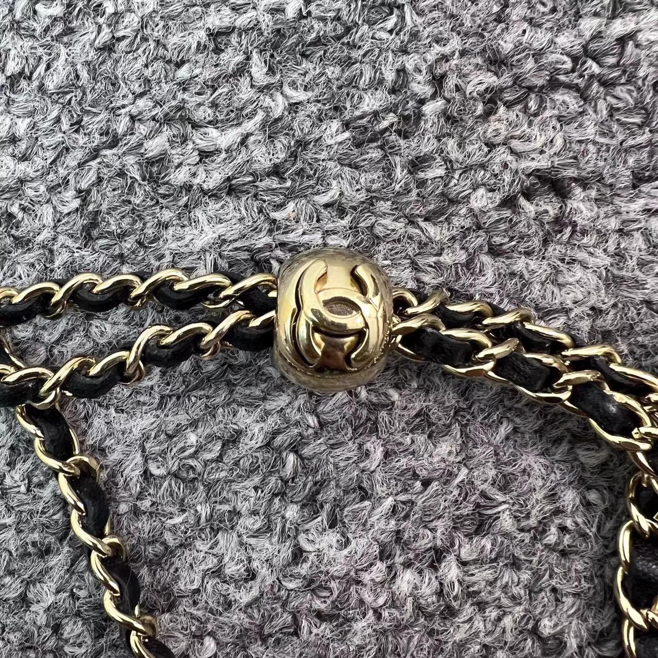 Chanel Chanel Black Lambskin Gold Ball Chain Phone Case K12 Size ONE SIZE - 8 Thumbnail