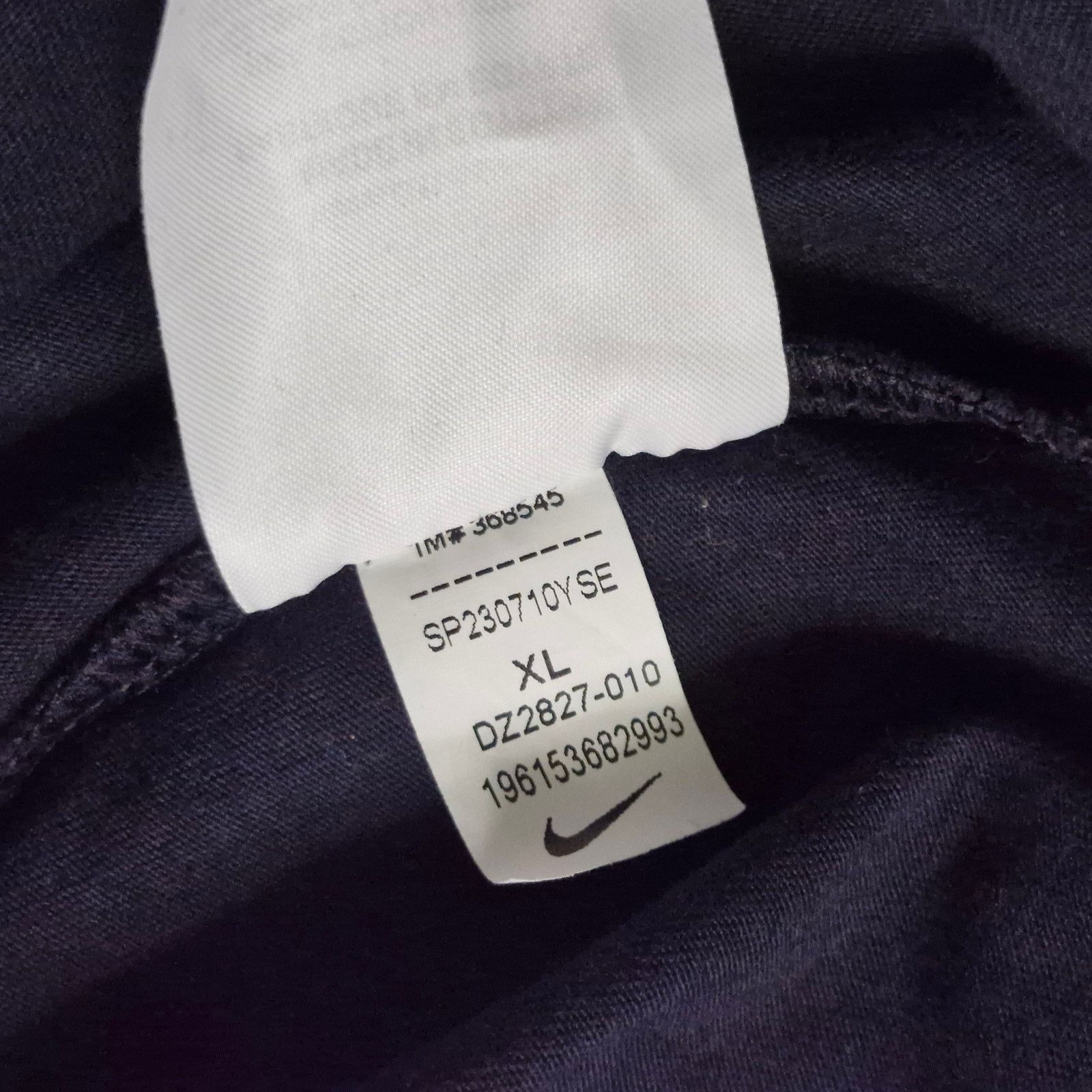 Nike Nike Training “Lift Others Rise” Long Sleeve Men’s XL Black Size US XL / EU 56 / 4 - 5 Thumbnail