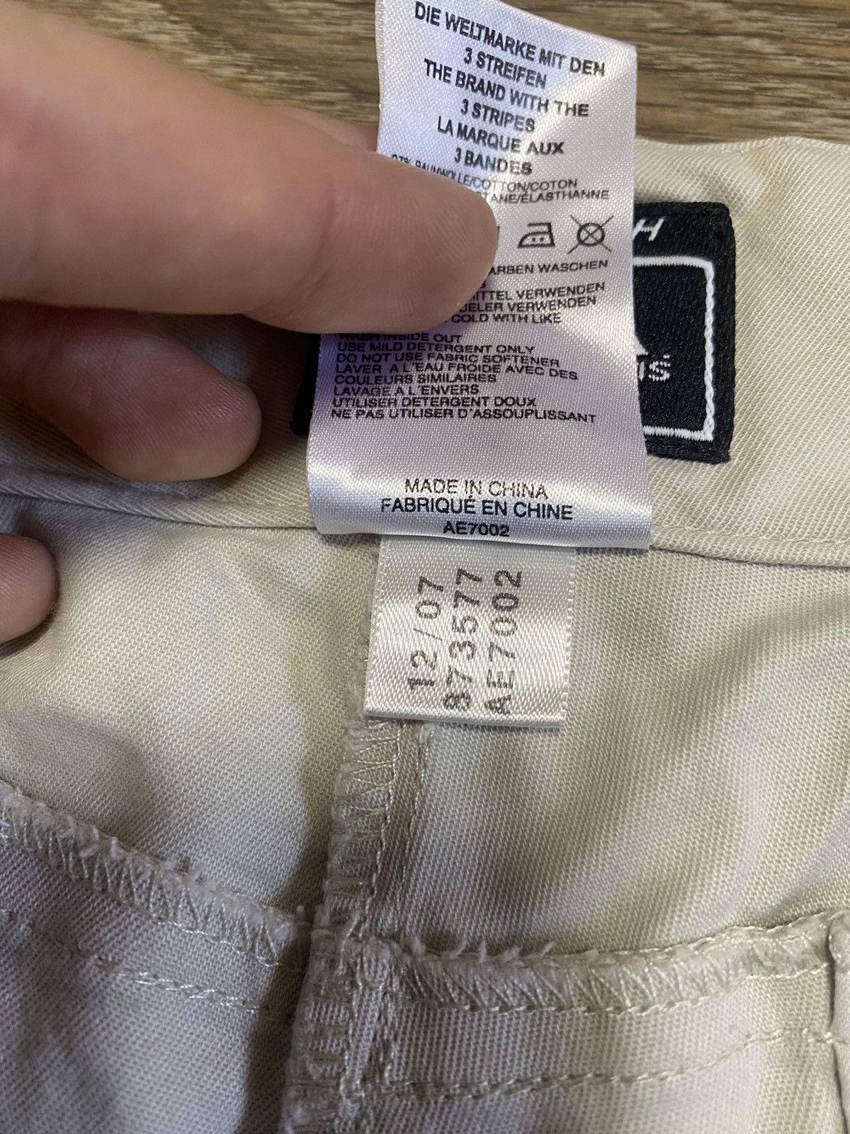 Adidas × Vintage Vintage Adidas Light Beige Golf Bermuda Shorts Sz 12 Size US 32 / EU 48 - 8 Thumbnail