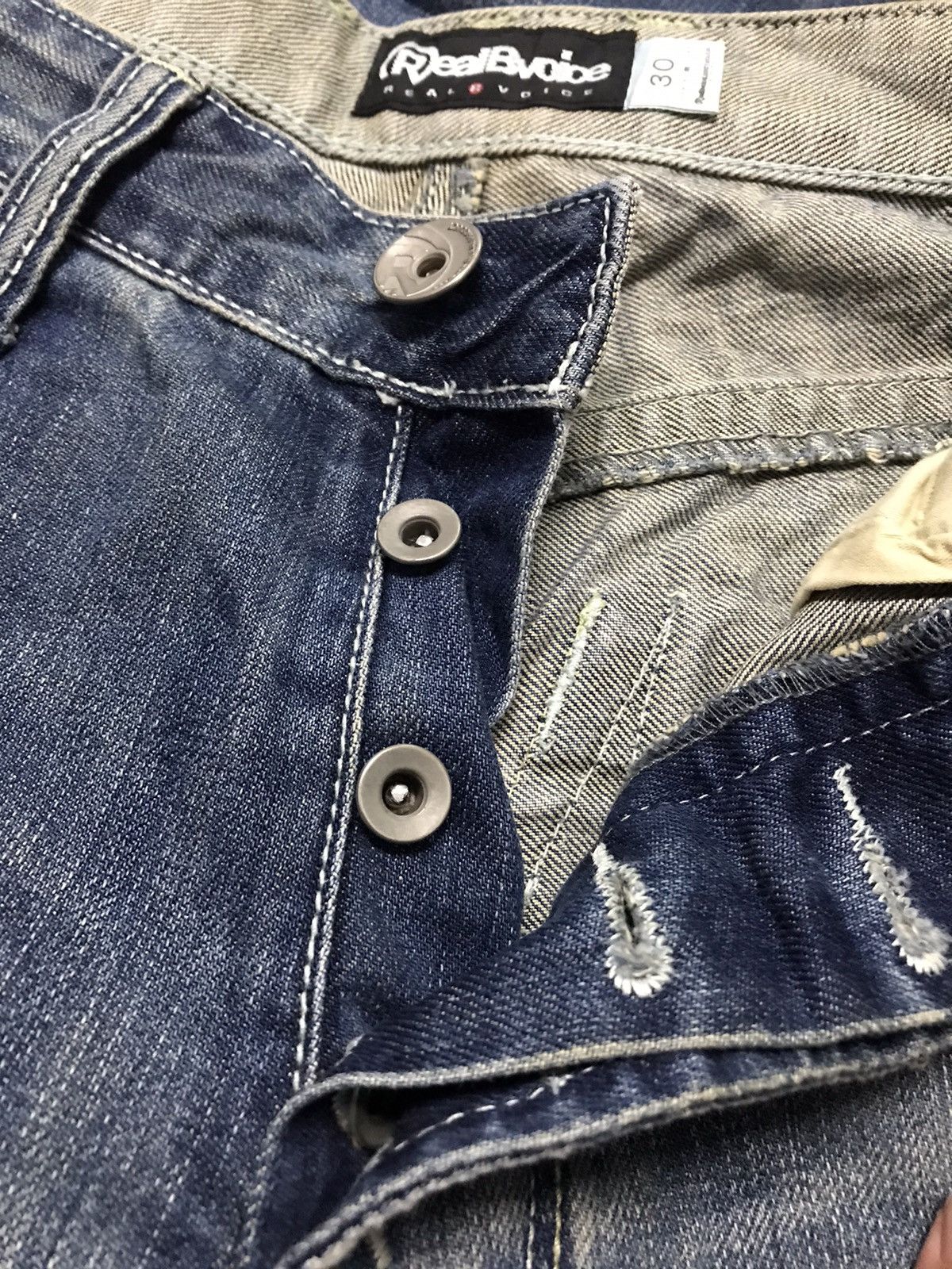 Japanese Brand × Vintage 🔥VERY RARE🔥REALBVOICE Fly Button Big Printed Jeans Size US 31 - 8 Thumbnail