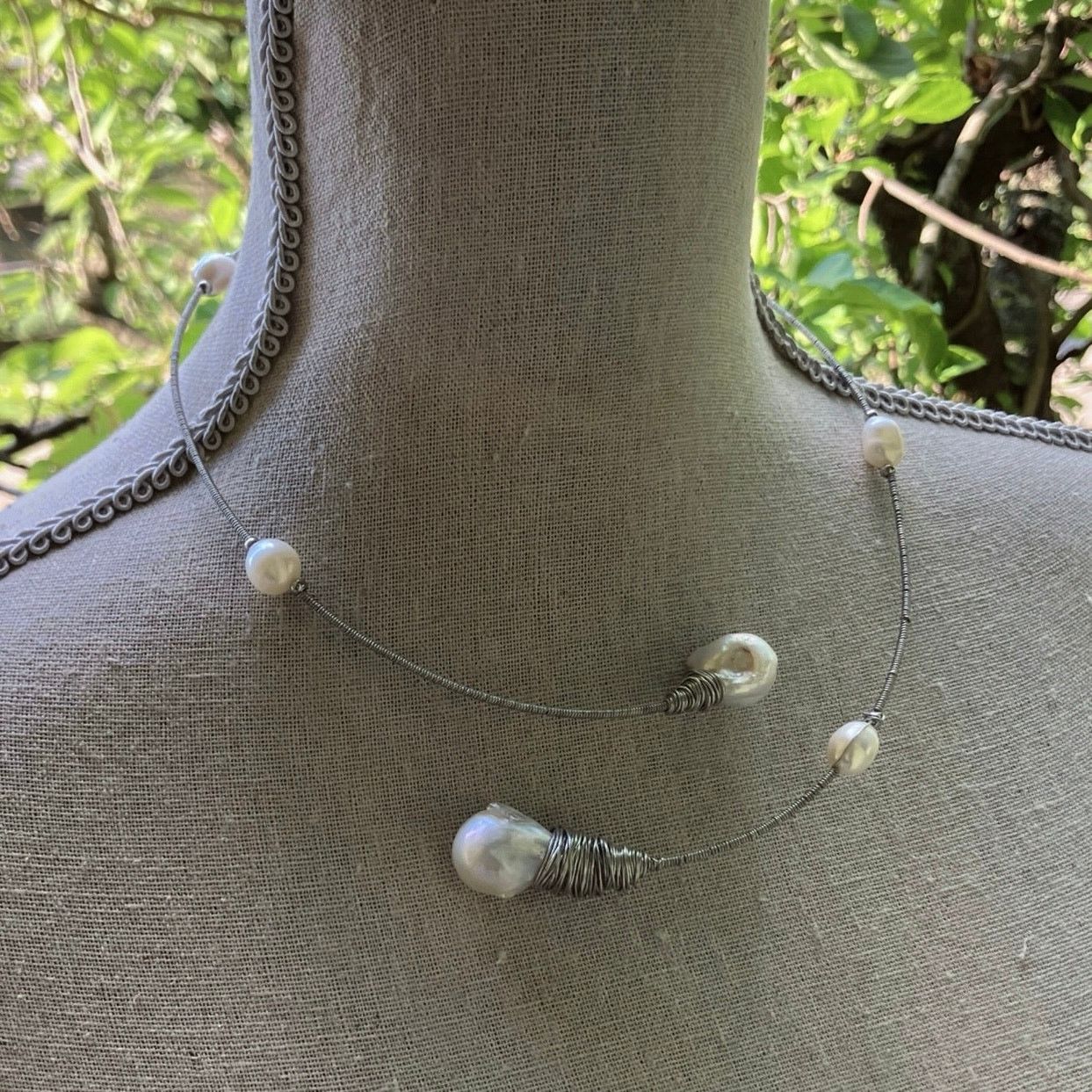 Vintage Genuine Baroque Pearl Collar Choker Necklace Wire Wrap Size ONE SIZE - 16 Thumbnail