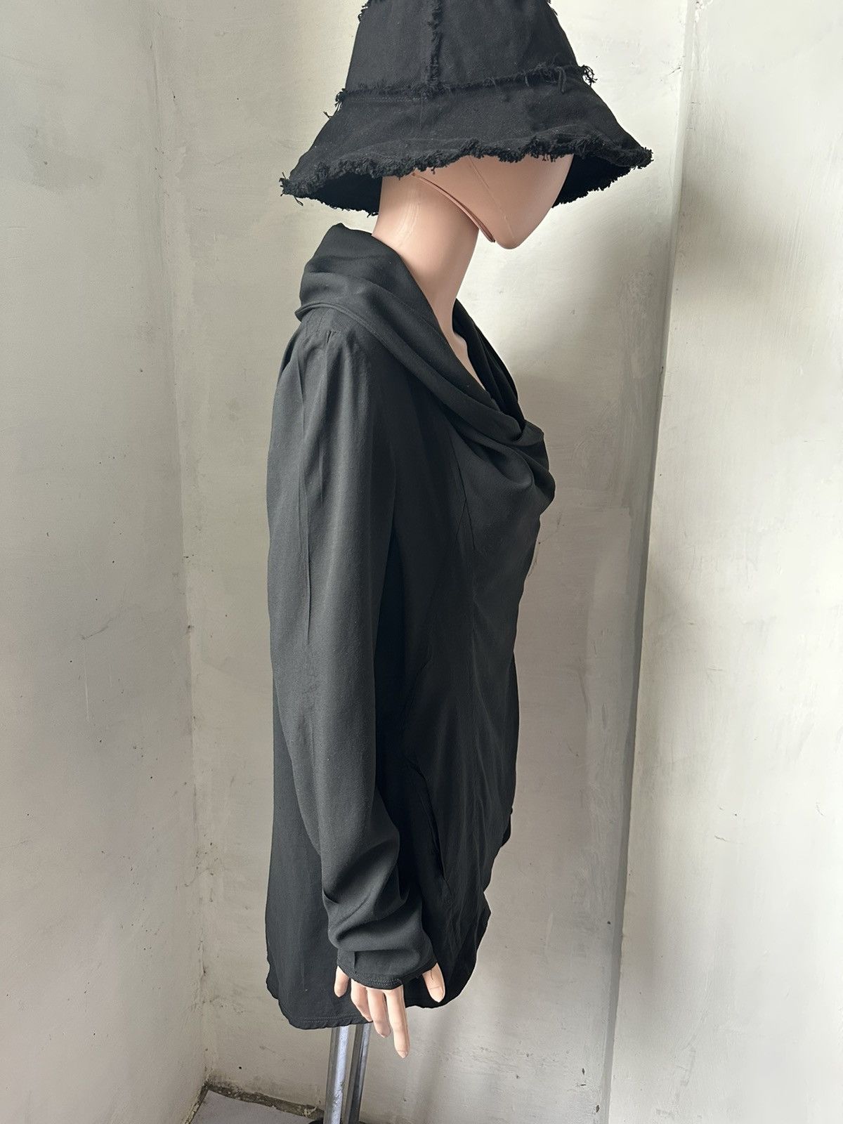 Helmut Lang Helmut Lang Asymmetric Jacket Size L / US 10 / IT 46 - 4 Thumbnail