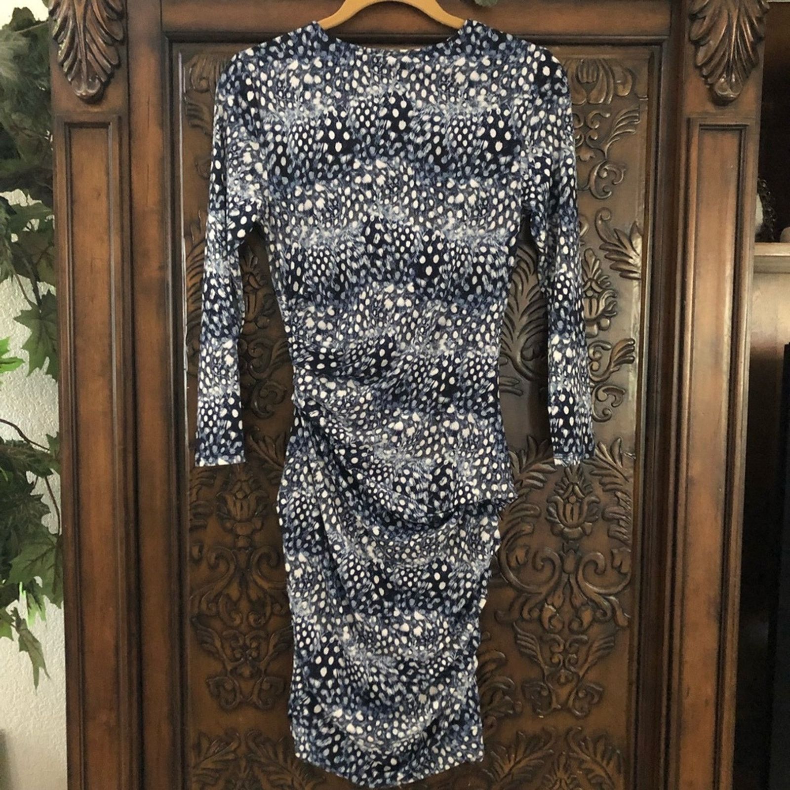 Bcbgmaxazria BCBG blue print ruched side 3/4 sleeve dress S Size S / US 4 / IT 40 - 3 Thumbnail