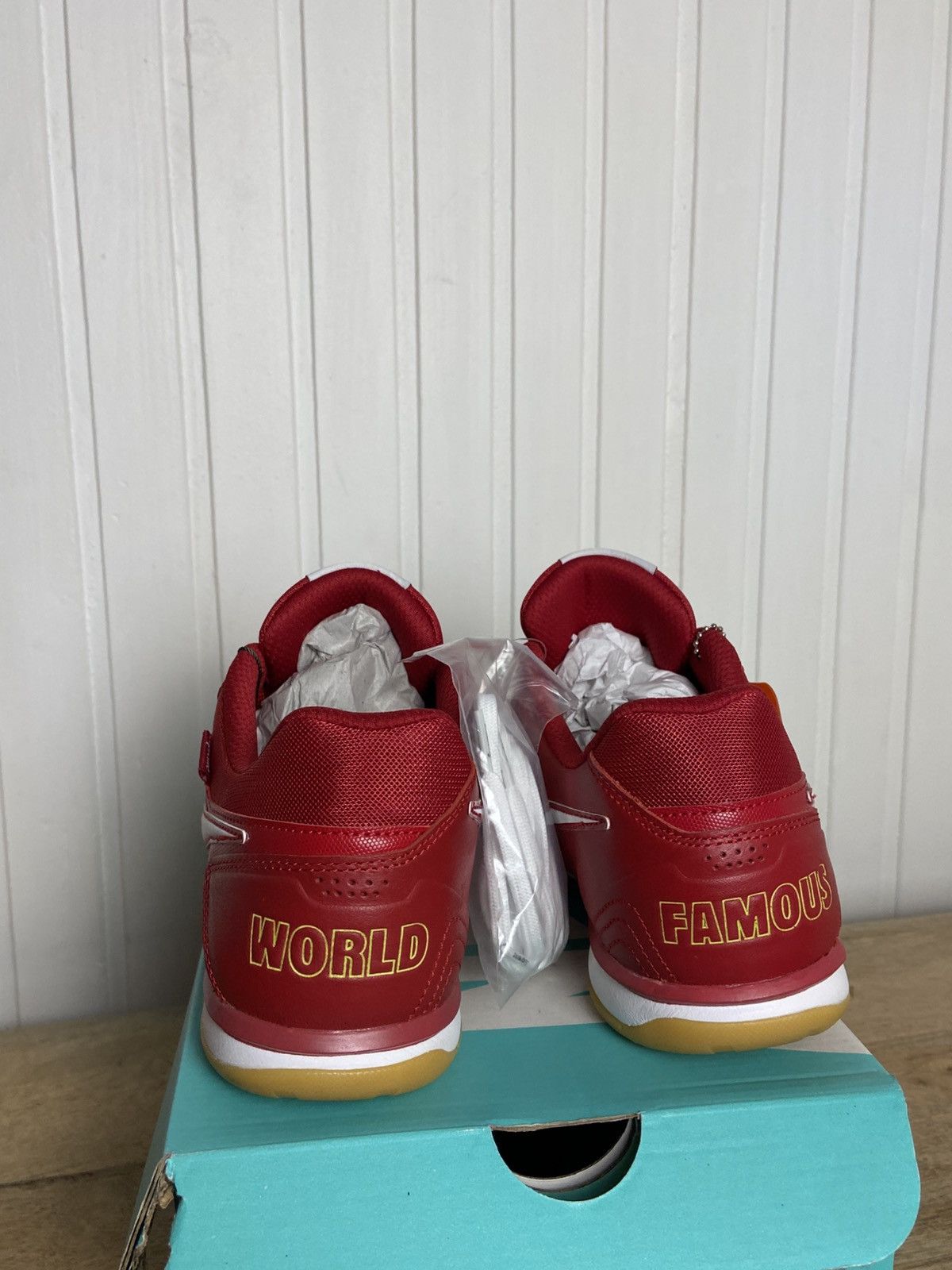 Nike × Supreme New Nike SB Gato "Supreme Red" Authentic 2018 Size 10US Size US 10 / EU 43 - 6 Thumbnail