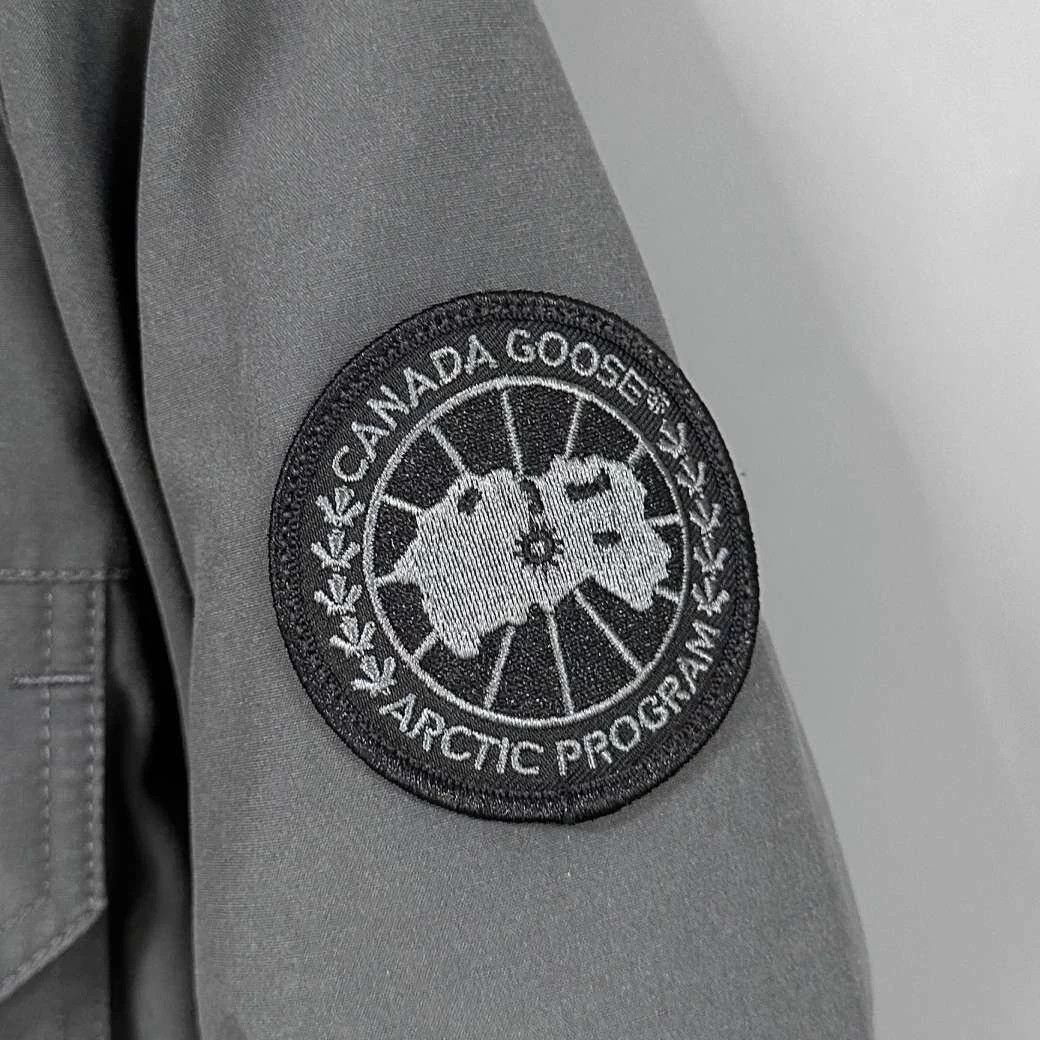 Canada Goose Canada Goose Black Label Dark Gray Tear Pocket Down Jacket L Size US L / EU 52-54 / 3 - 5 Thumbnail