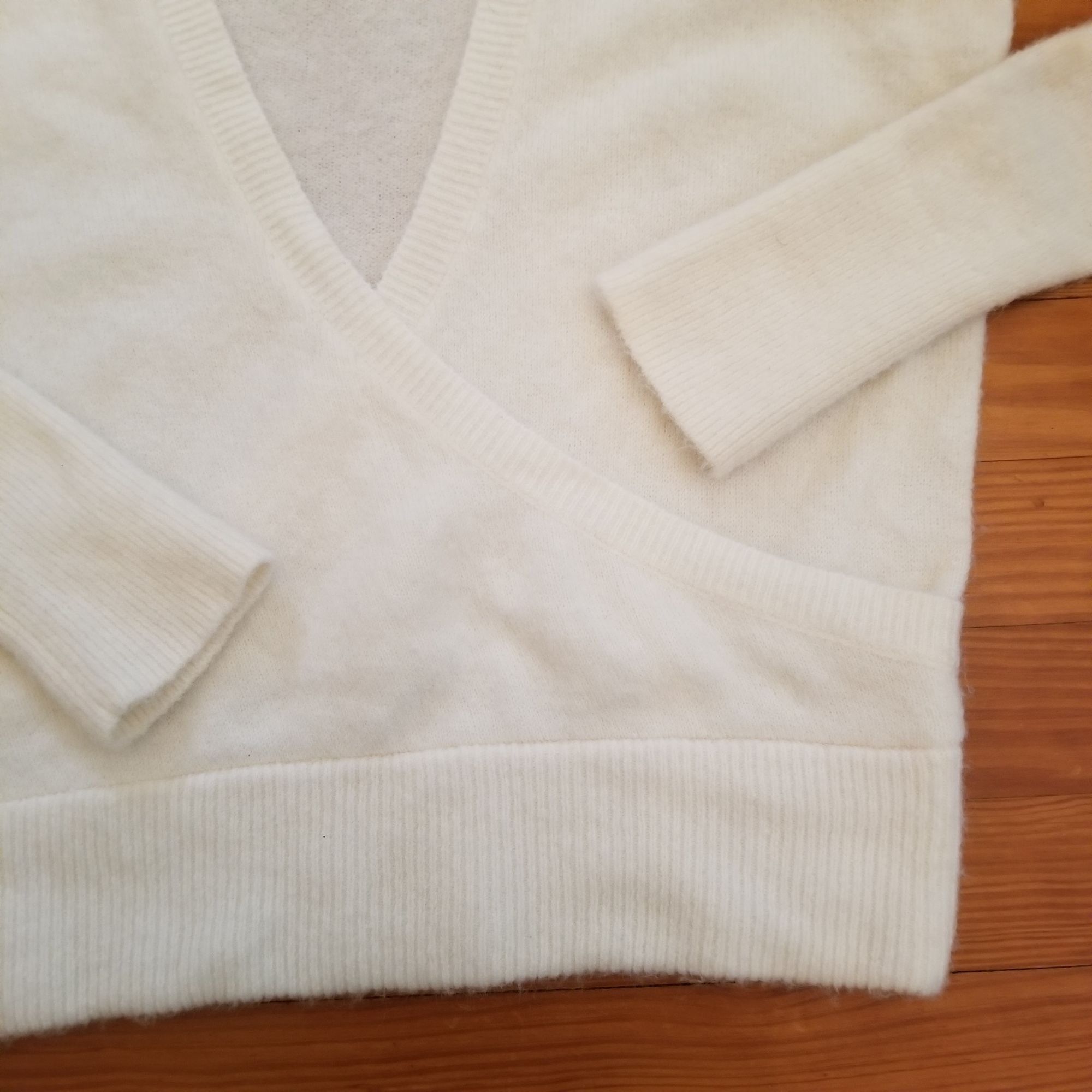 Madewell Madewell S White Plunging V Neckline Sweater Soft Cozy Layer Size S / US 4 / IT 40 - 8 Thumbnail