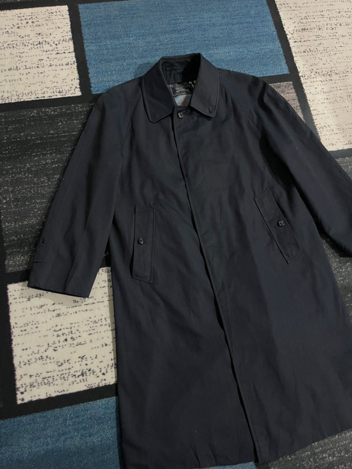 Burberry Vintage Burberrys Trench Coat Made England Size US XL / EU 56 / 4 - 5 Thumbnail
