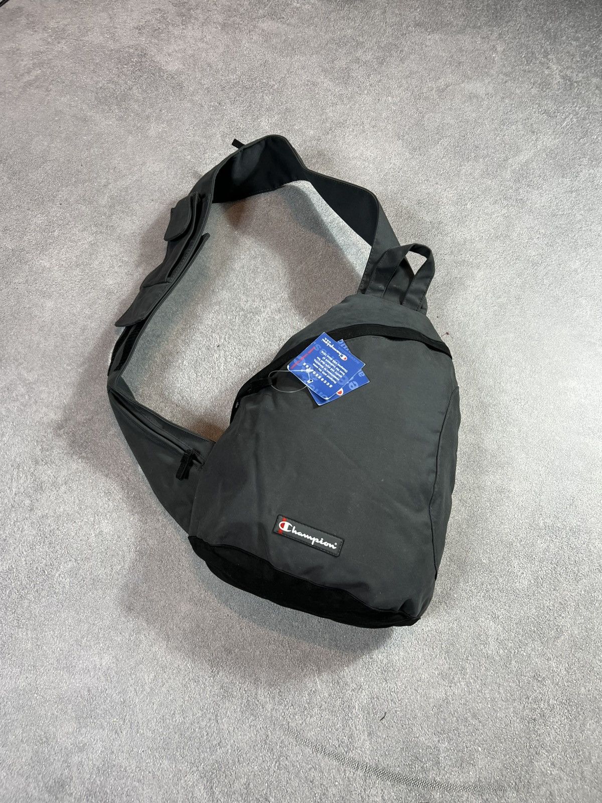 Vintage 🔥 Champion Sling Bag – Street Essential Size ONE SIZE - 3 Thumbnail