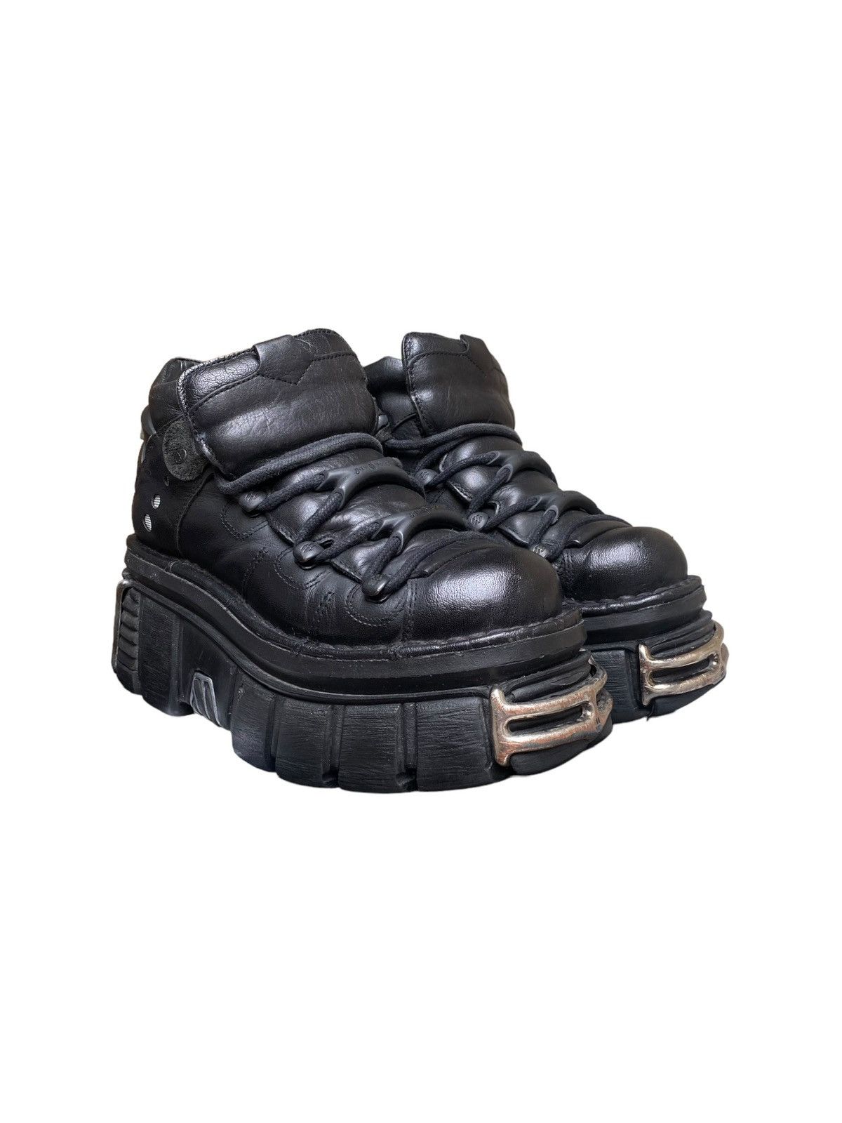 image of Avant Garde x New Rock Matte Black M-106 Platfom Boots Size 38, Women's