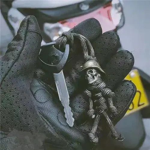 Vintage Skull Head Keychain Car Biker Size ONE SIZE - 3 Thumbnail