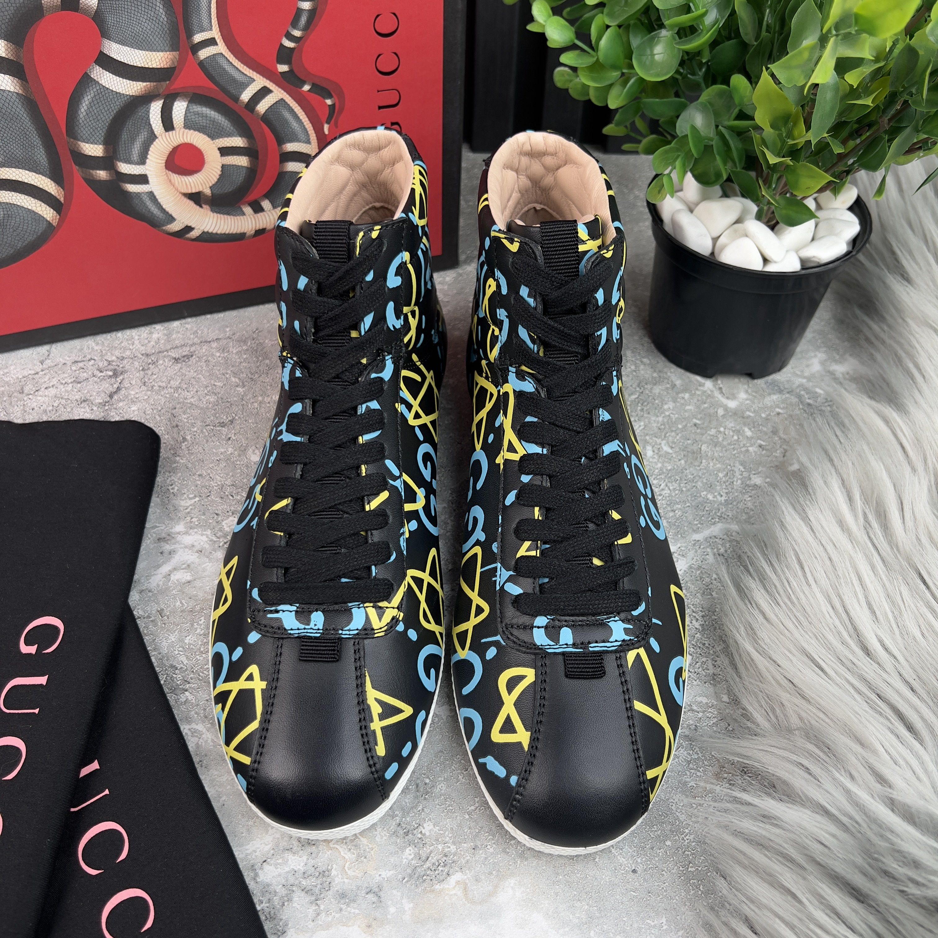 Gucci Apollo Graffiti Ghost Stars High Top Sneakers Black Logo Size US 7.5 / IT 37.5 - 3 Thumbnail