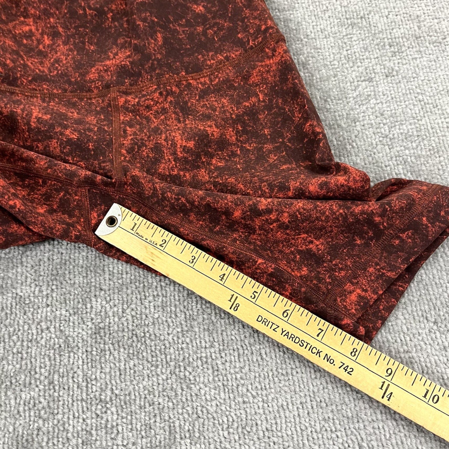 Lululemon LULULEMON Shorts Women Size 4 Wunder Under Train High Rise Bike Red Black 8" Inseam 4 Size 27" / US 4 / IT 40 - 7 Thumbnail