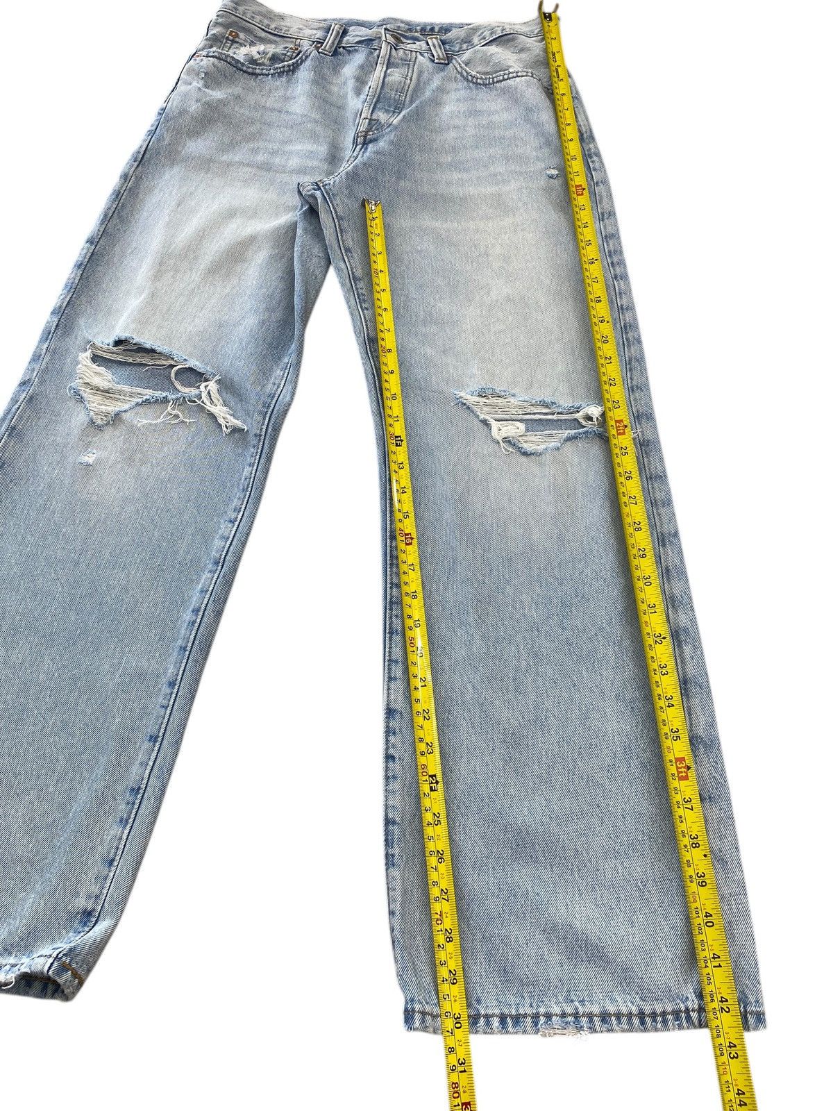 Gap Gap Faded Wash Ripped Style Straight Leg Jeans Size US 33 - 8 Thumbnail