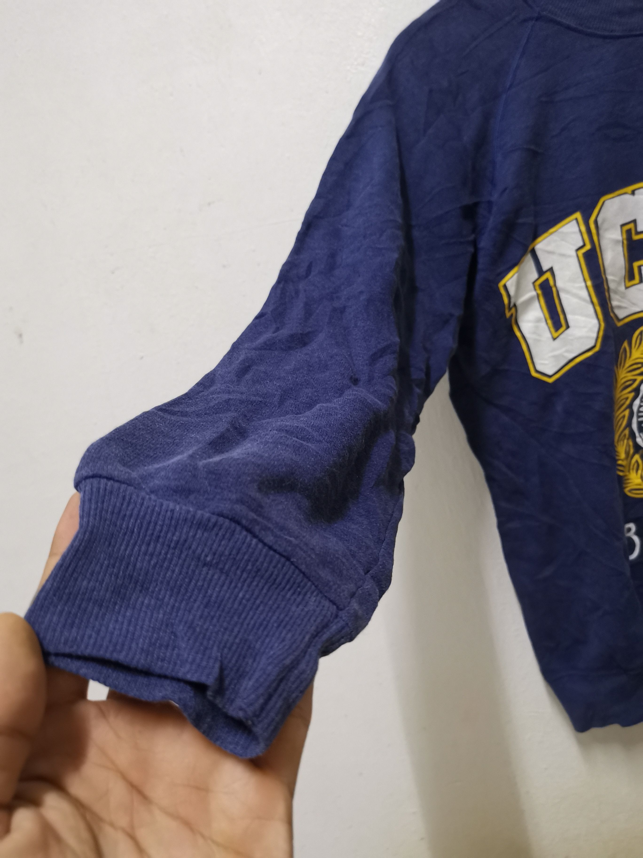 Japanese Brand × Vintage Vintage Ucla sweatshirt Size US S / EU 44-46 / 1 - 3 Thumbnail