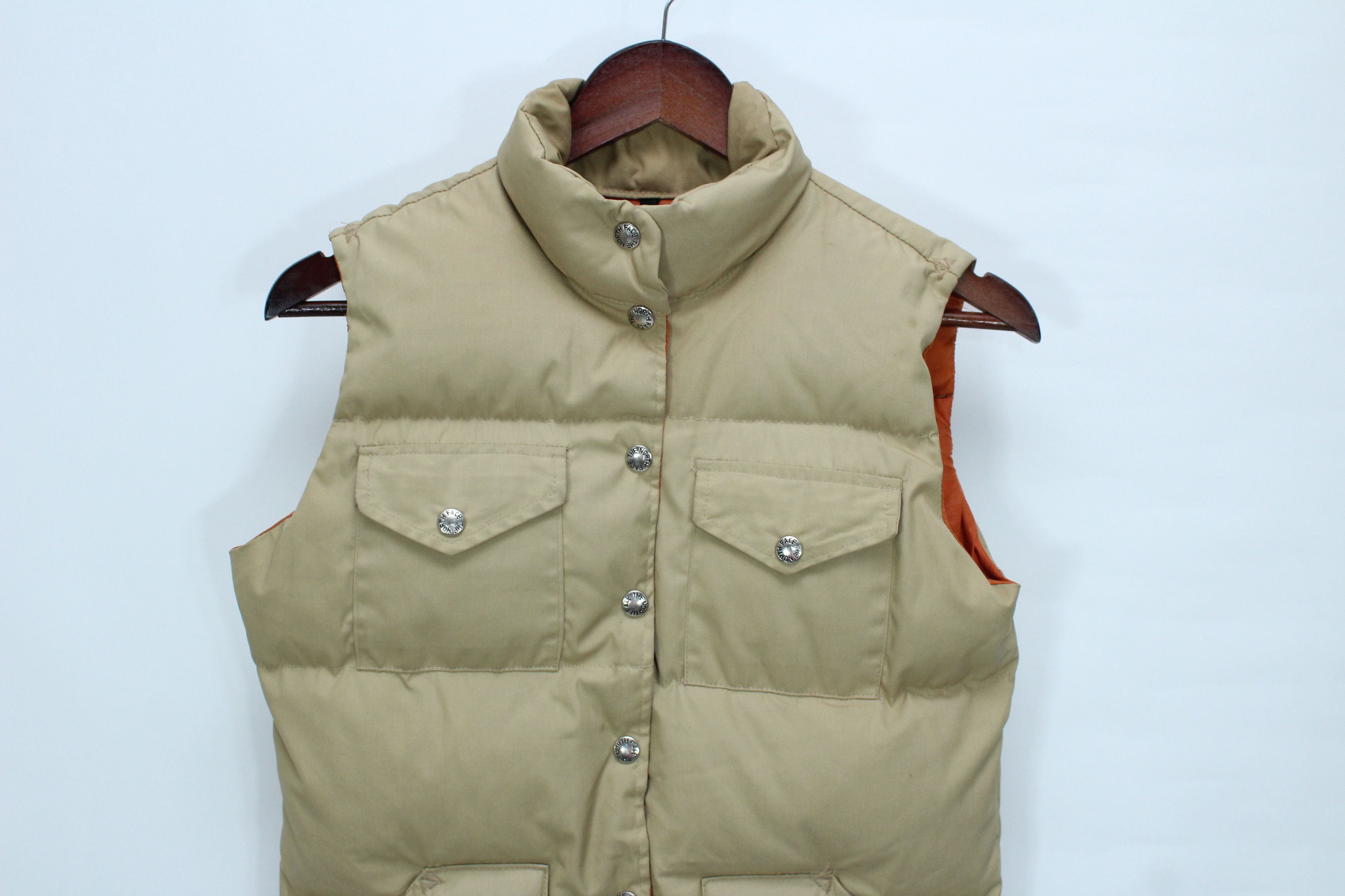 The North Face 70s 80s The North Face Brown Label Puffer Vest Tan Size S / US 4 / IT 40 - 5 Thumbnail