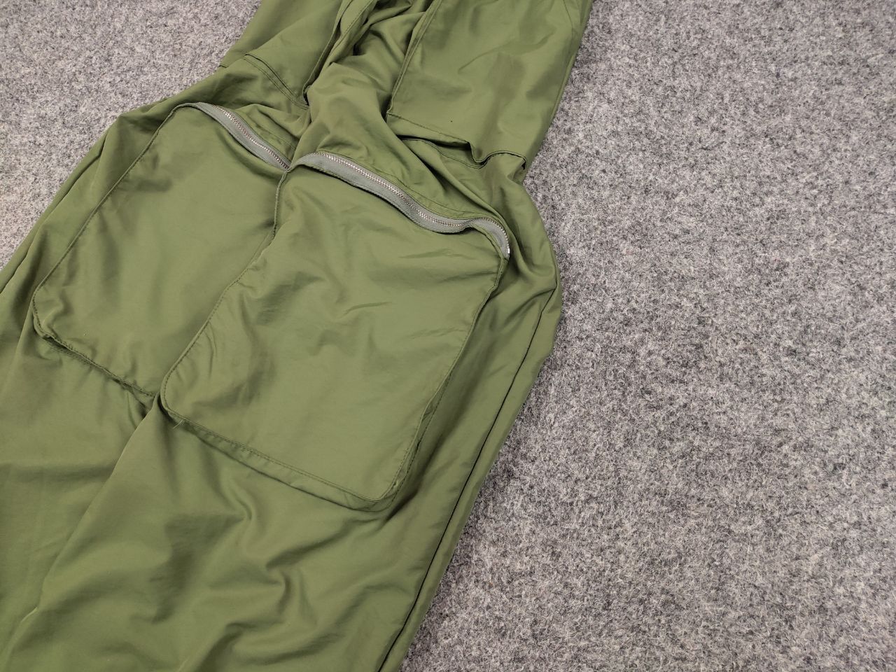 Japanese Brand Vintage Japan Zipper Parachute Cargo Pants Style Y2K Hype Size US 32 / EU 48 - 5 Thumbnail
