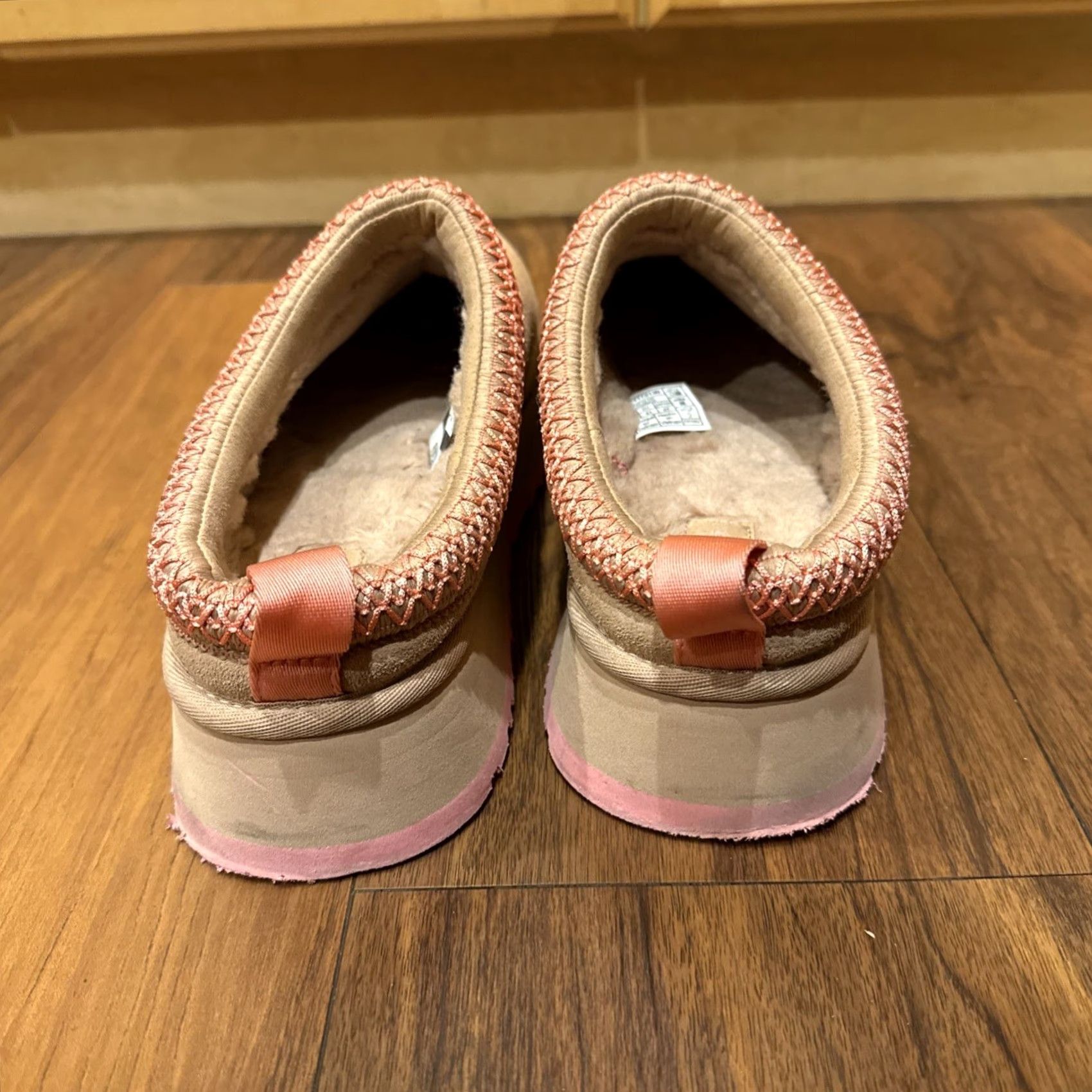 Ugg UGG Slipper Womens 10 Taupe Pink Trim Shearling Platform Rare Tazz Love 25 Slip-On Wool Lining Card Heart Limited Edition Size US 10 / IT 40 - 5 Thumbnail