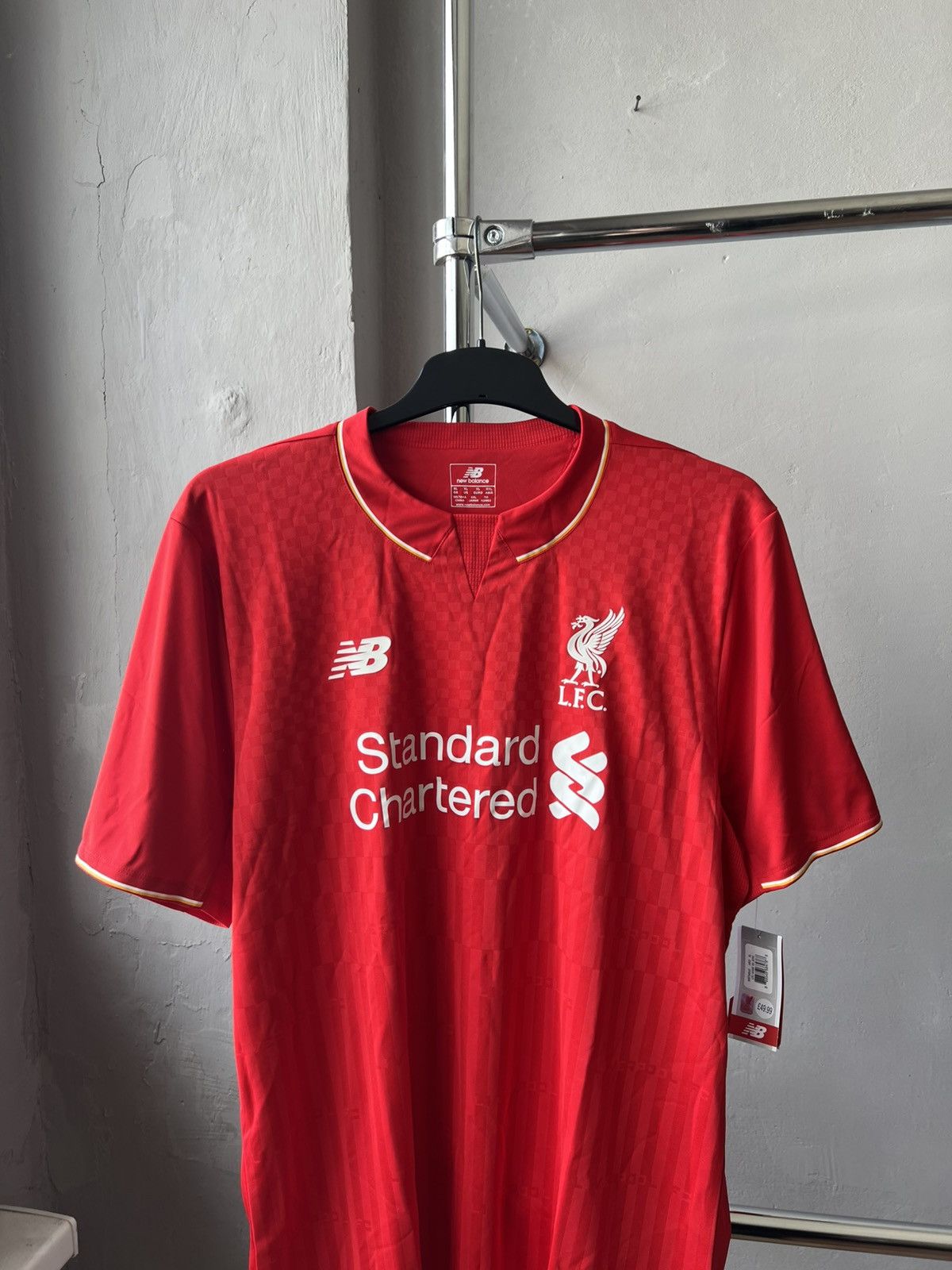 New Balance NWT LIVERPOOL FC HOME SOCCER JERSEY FOOTBALL SHIRT XL Size US XL / EU 56 / 4 - 2 Thumbnail
