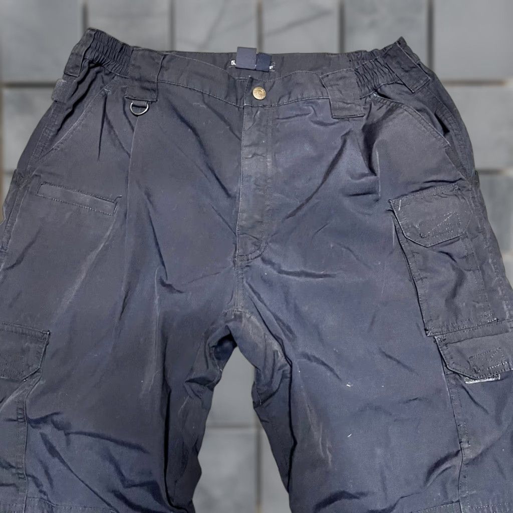 Vintage 5.11 511 Tactical Pants Mens 36 x32 Navy Blue Cargo Ripstop Taclite Size US 36 / EU 52 - 1 Thumbnail