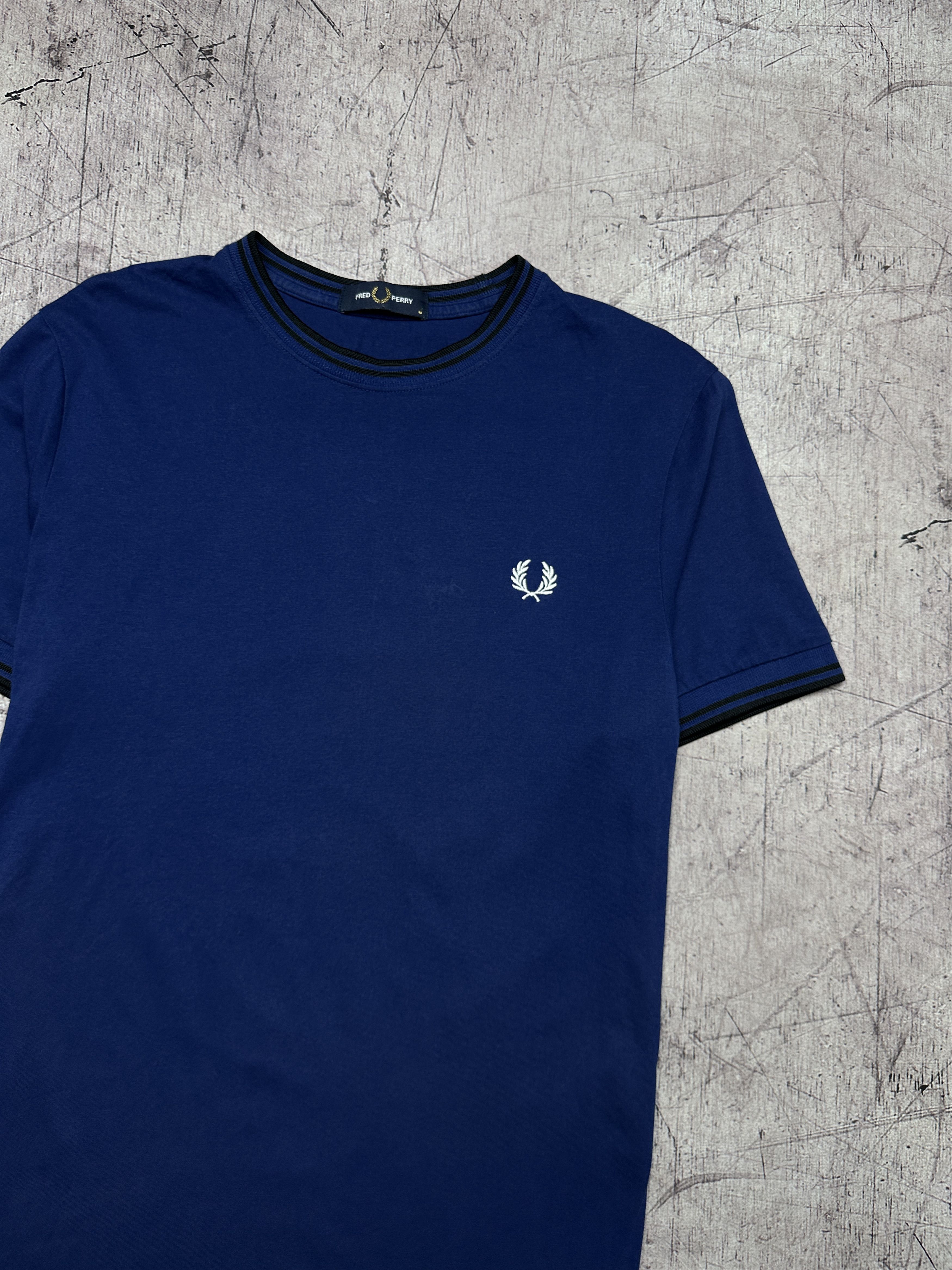 Fred Perry Fred Perry Vintage Mens Logo T-Shirt Size US M / EU 48-50 / 2 - 2 Thumbnail