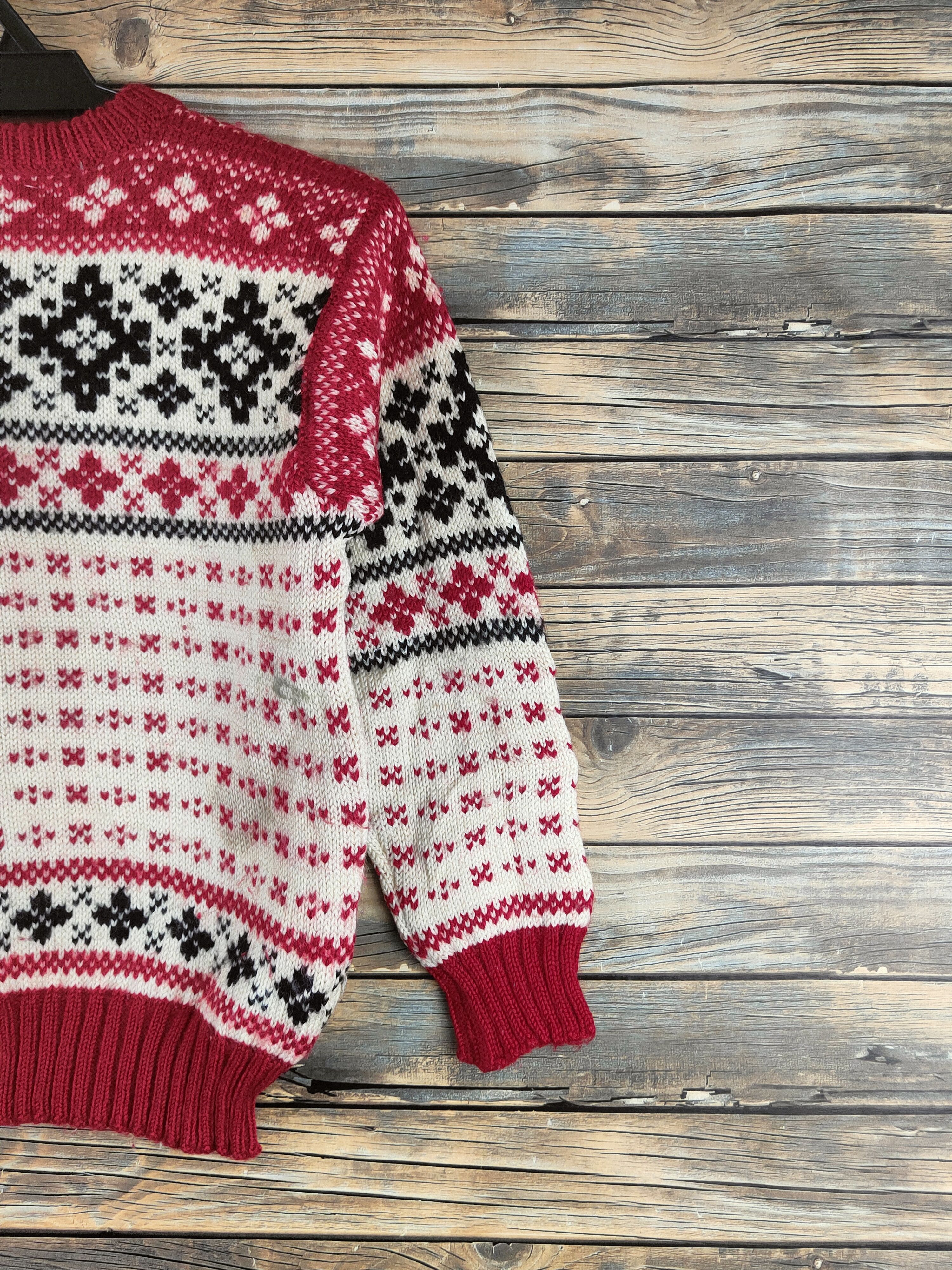 Japanese Brand DL Japanese Brand Red Cream Knitwear Sweatshirts #46-479 Size US XS / EU 42 / 0 - 9 Thumbnail